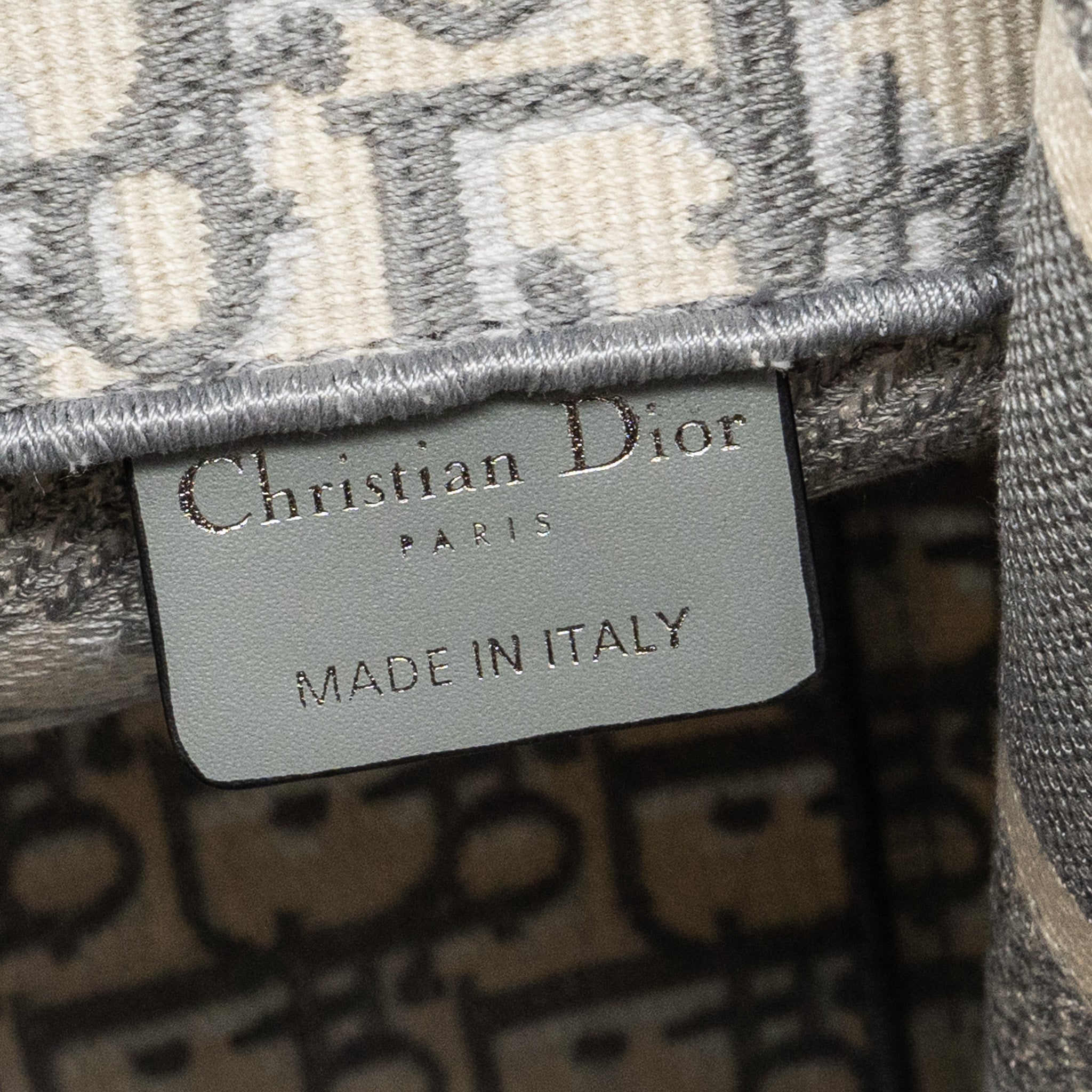 Dior Diorcamp Messenger Bag Oblique Embroidery Light Grey SHW - Image 14