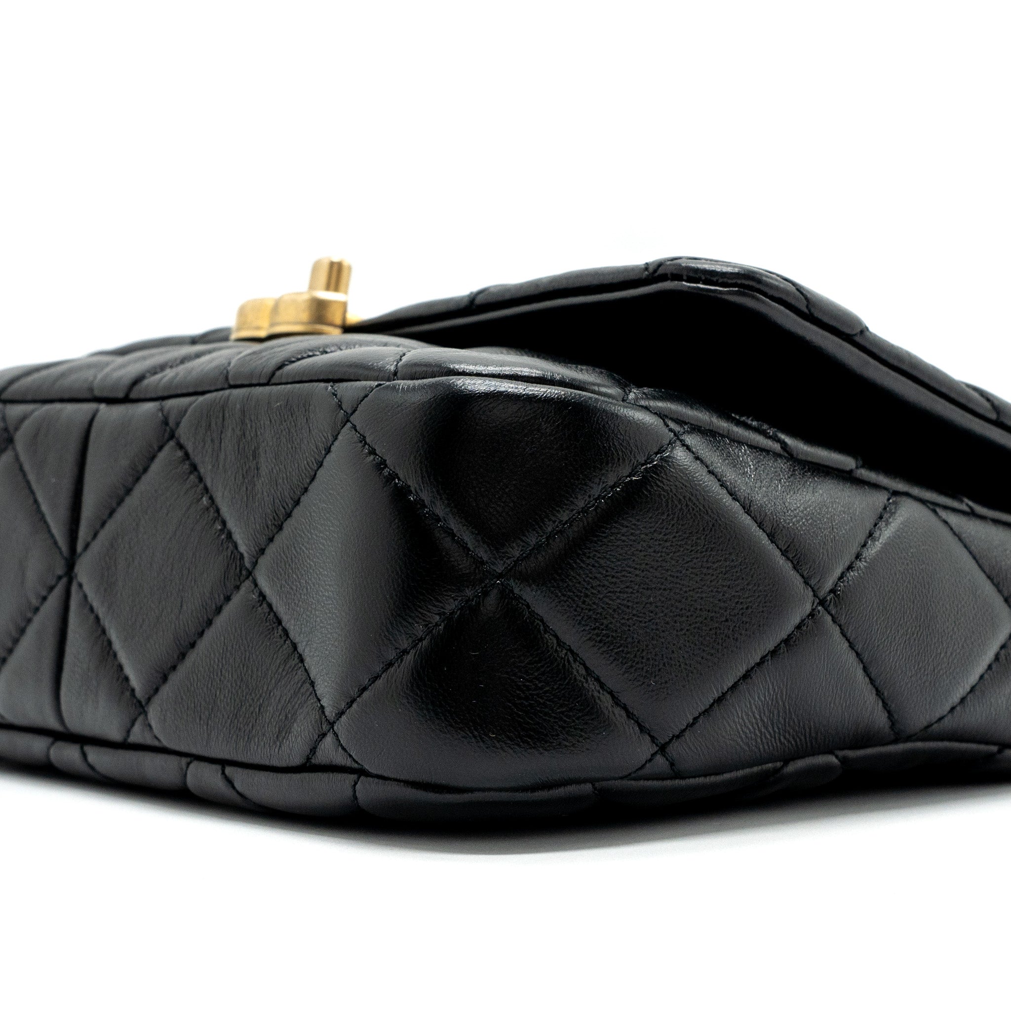 Chanel Quilted Flap Bag Giant Chain Lambskin Black Gold And Black Hardware (microchip) - Image 8