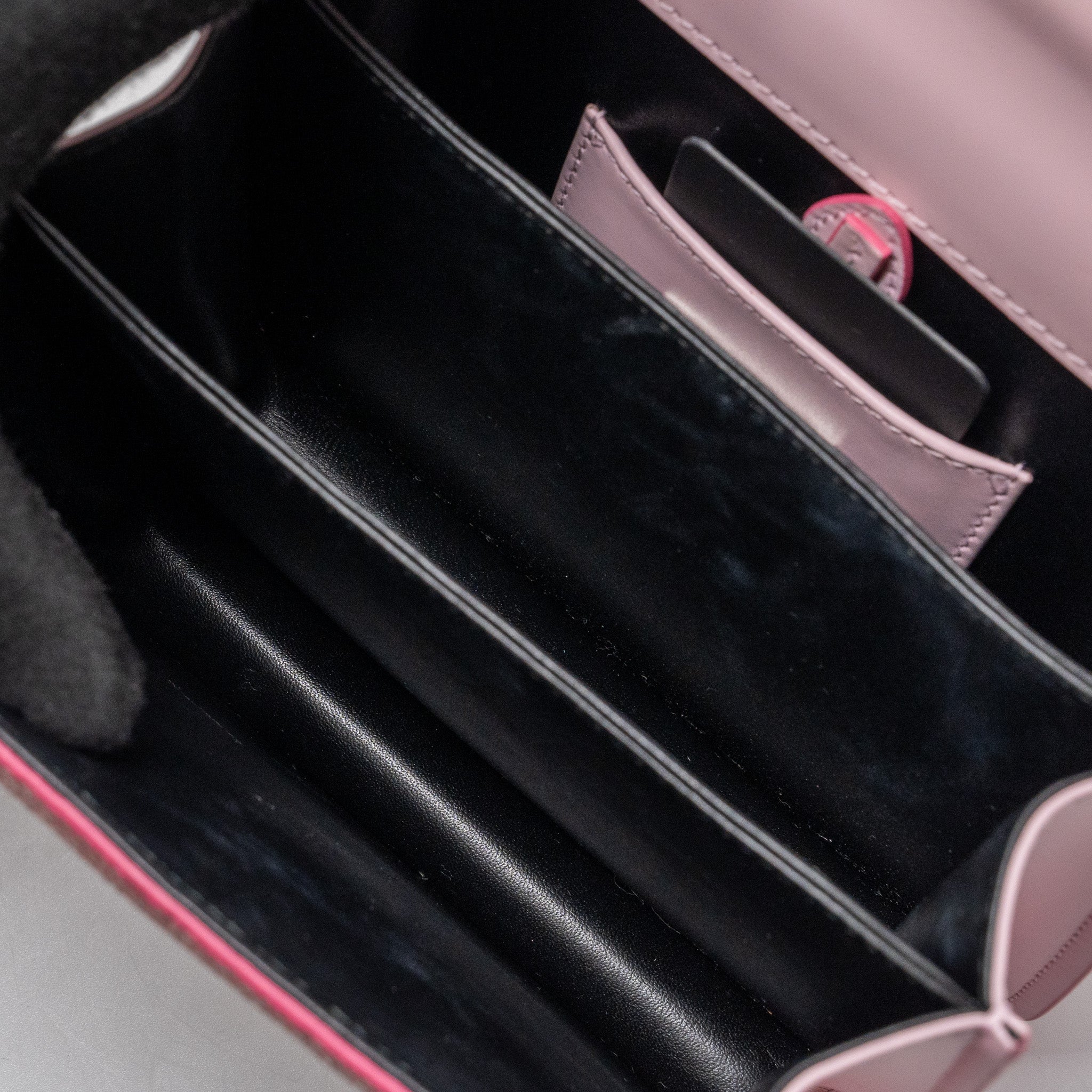 BvLGARI Serpenti Forever Top Handle In ROSA DI FRANCIA CRYSTAL GALUCHAT SHW - Image 14