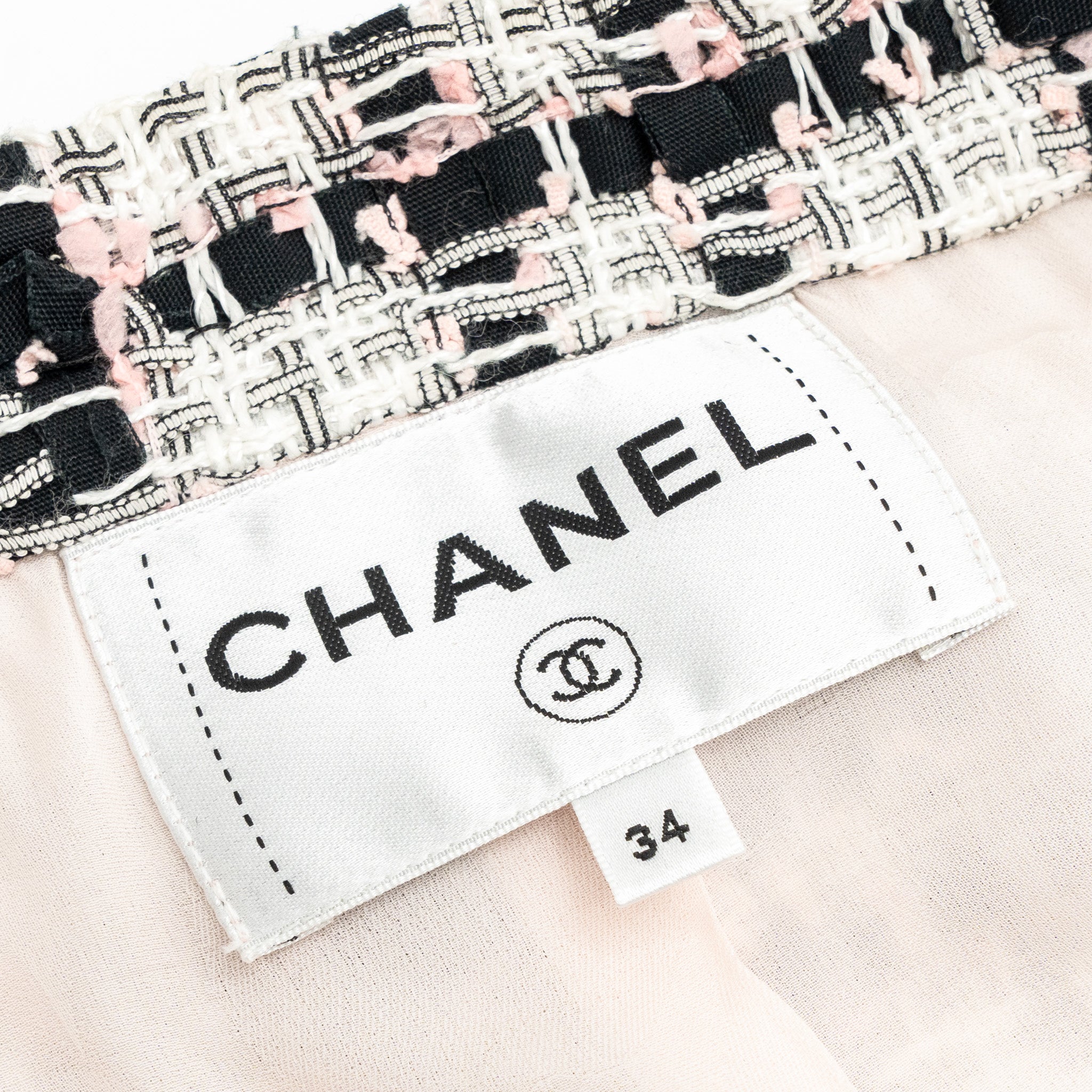 Chanel 20P Size 34 Jacket Tweed Black/White/Ecru/Pink - Image 6