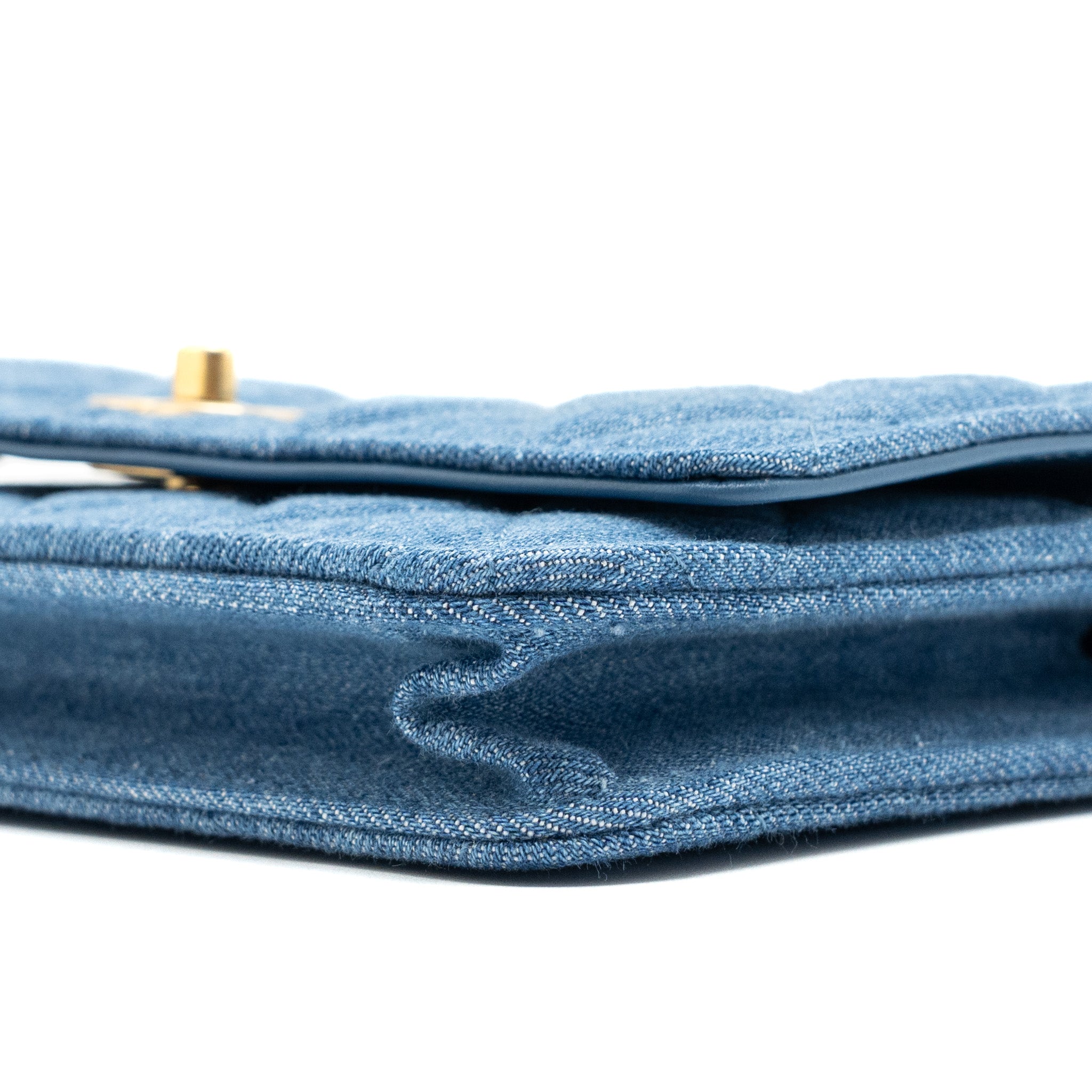 Chanel 22C Pearl Crush wallet on chain Denim blue GHW(microchip) - Image 8