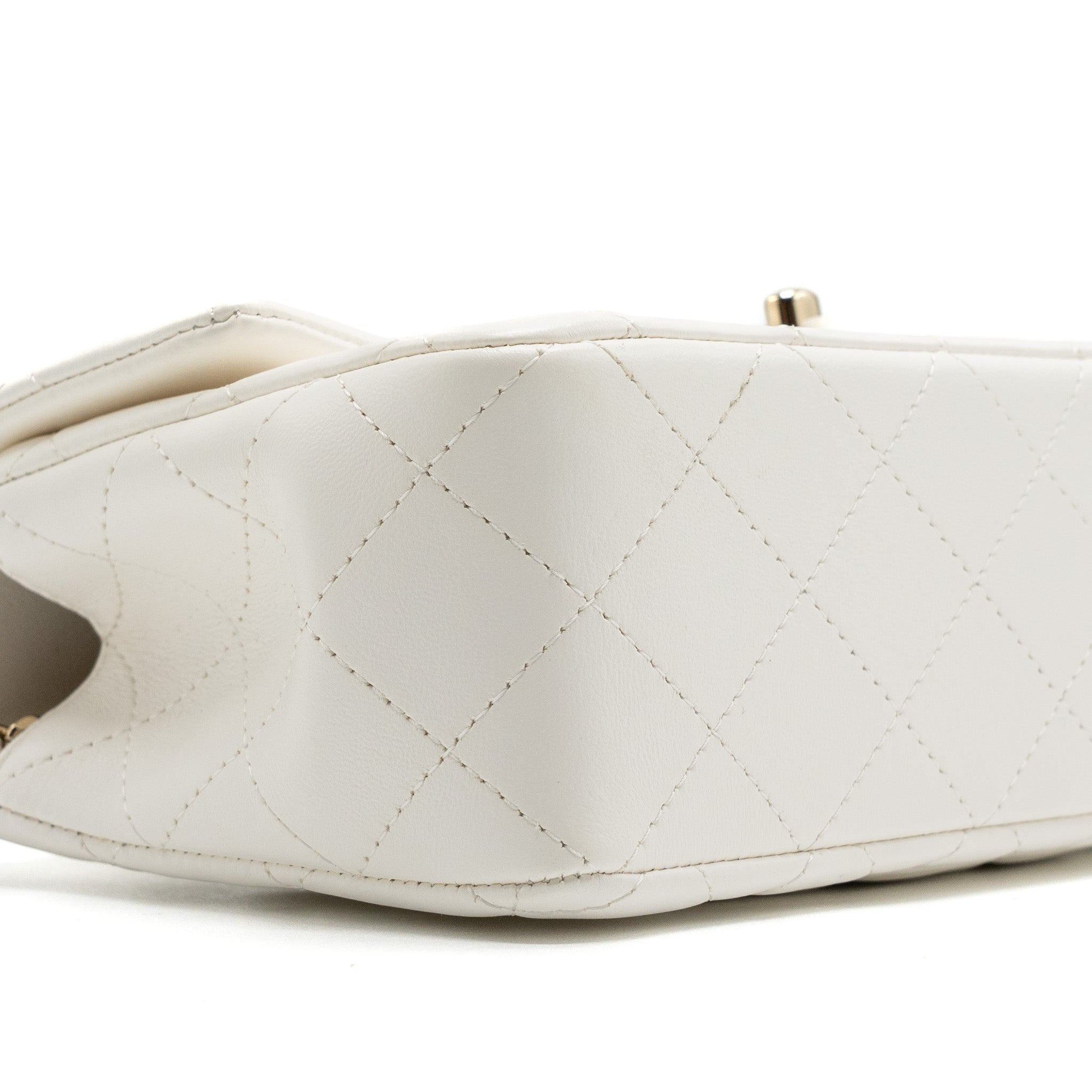 Chanel top handle mini rectangular flap bag lambskin white LGHW (Microchip) - Image 6