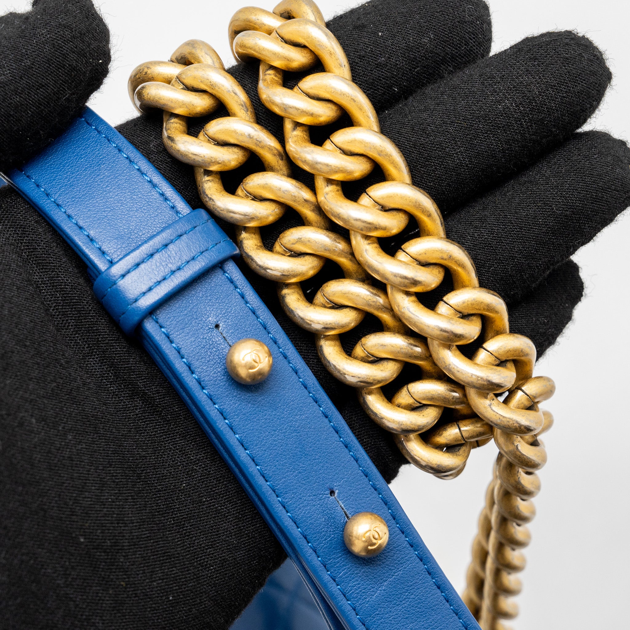 Chanel Medium Boy Bag Calfskin Blue GHW - Image 9