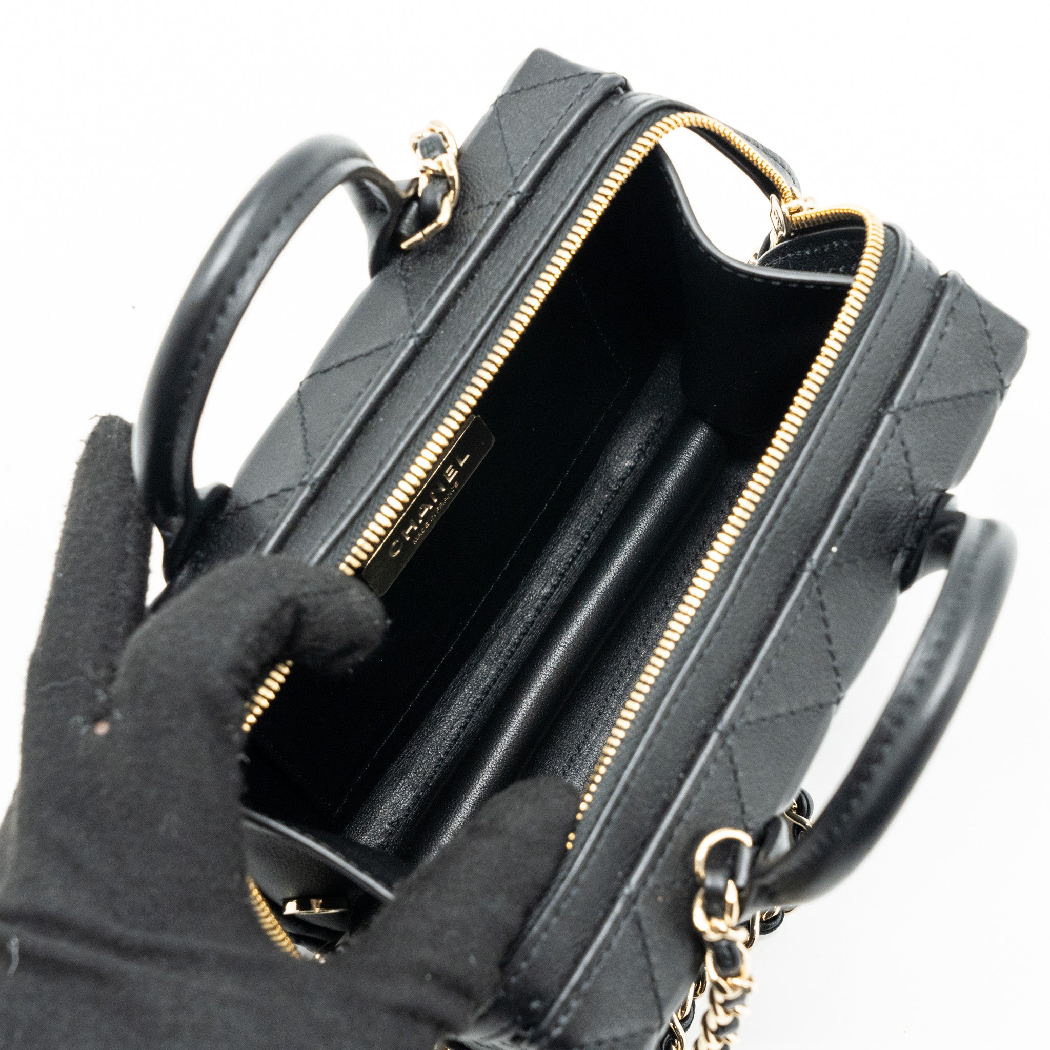 Chanel 22b Top Handle Small Vanity Case Calfskin Black GHW(Microchip) - Image 9
