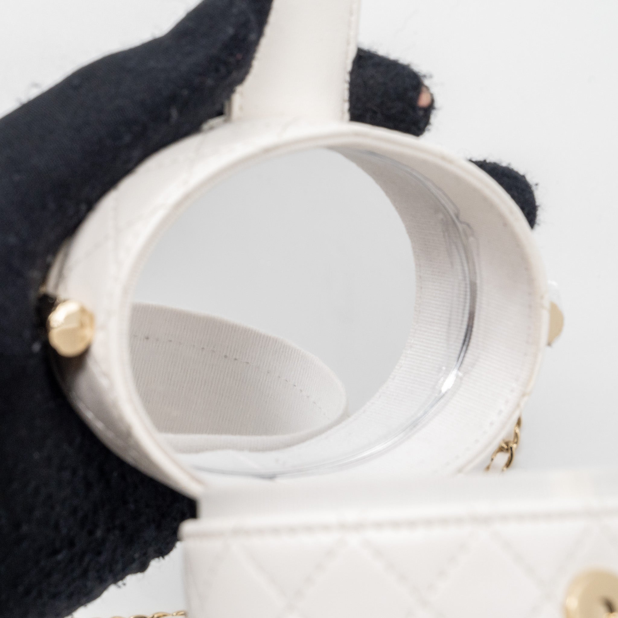 Chanel mini vanity with chain lambskin white LGHW - Image 11