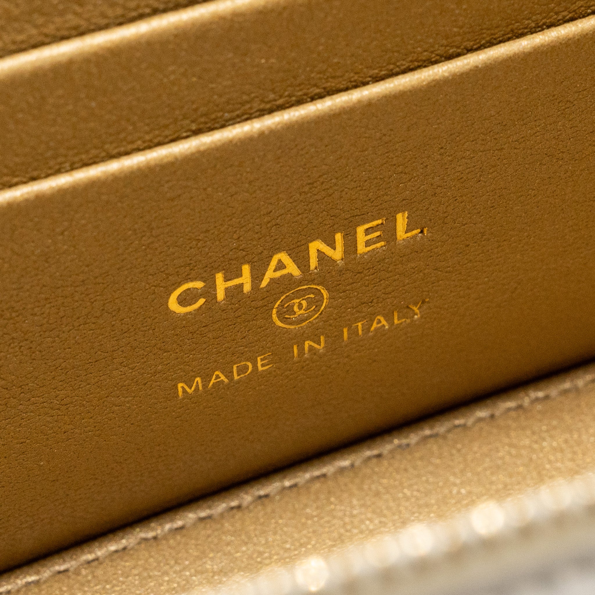 Chanel letter/cc logo chain long vanity case lambskin White GHW(microchip) - Image 12