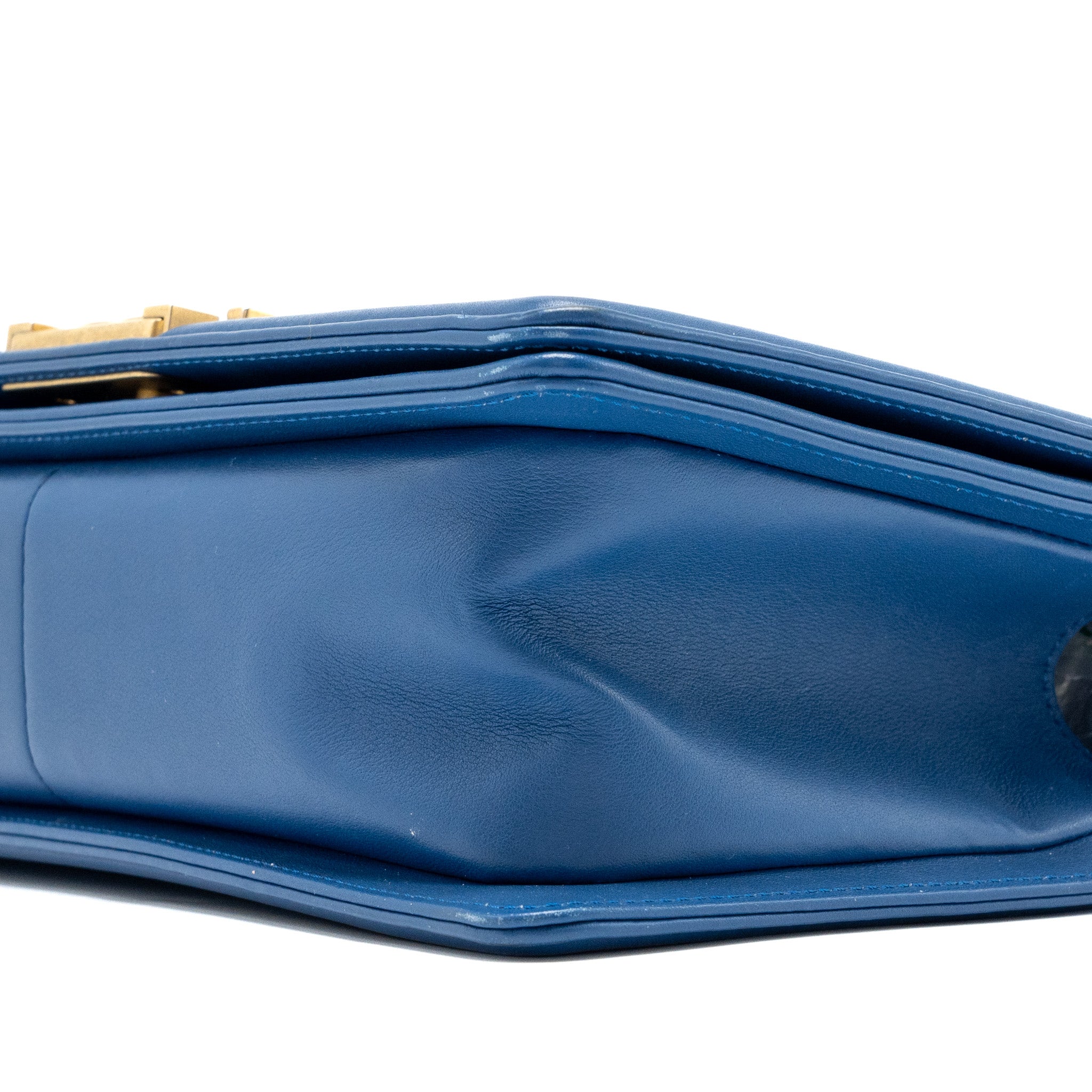 Chanel Medium Boy Bag Calfskin Blue GHW - Image 7