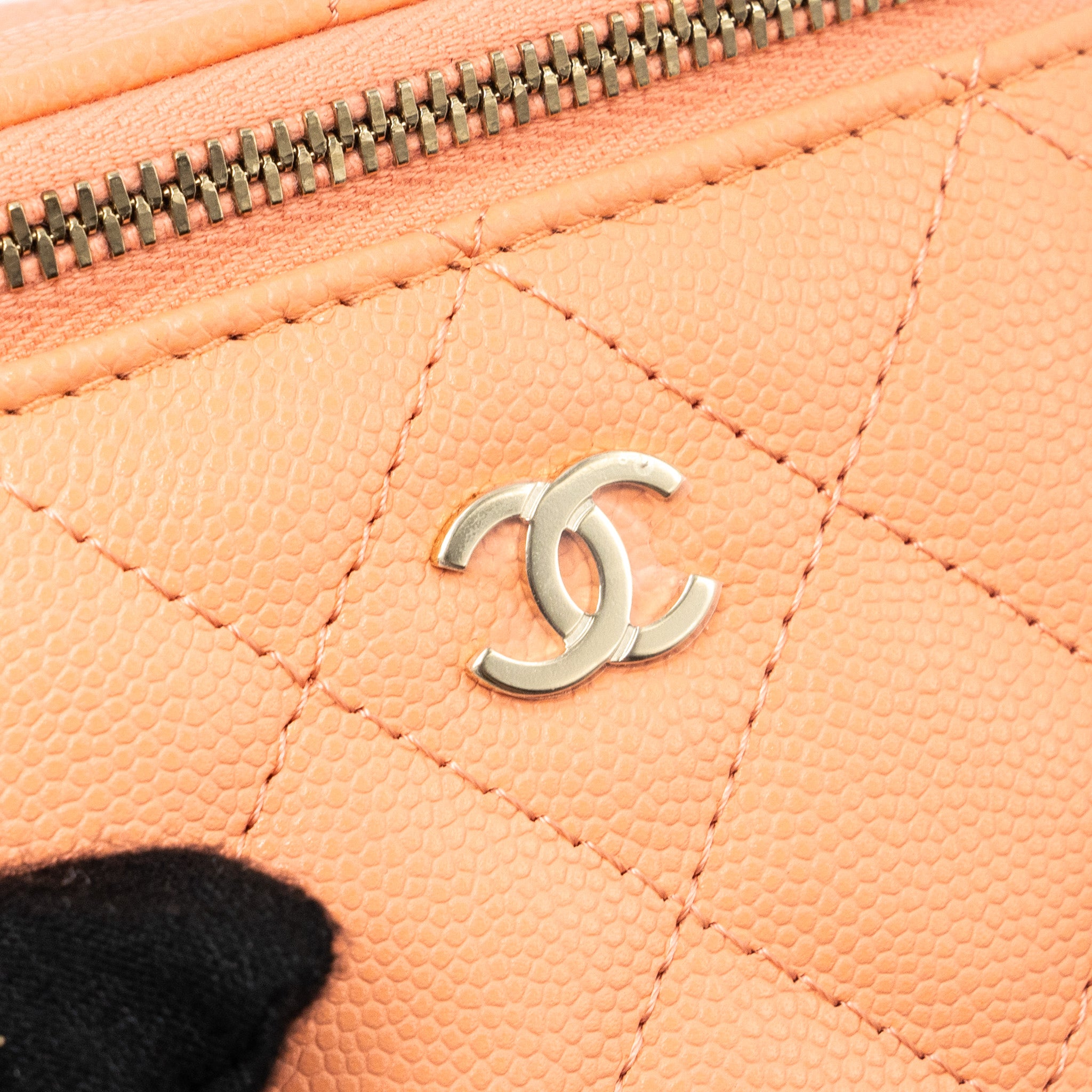 Chanel Mini Vanity With Chains Caviar Coral Pink LGHW(Microchip) - Image 9