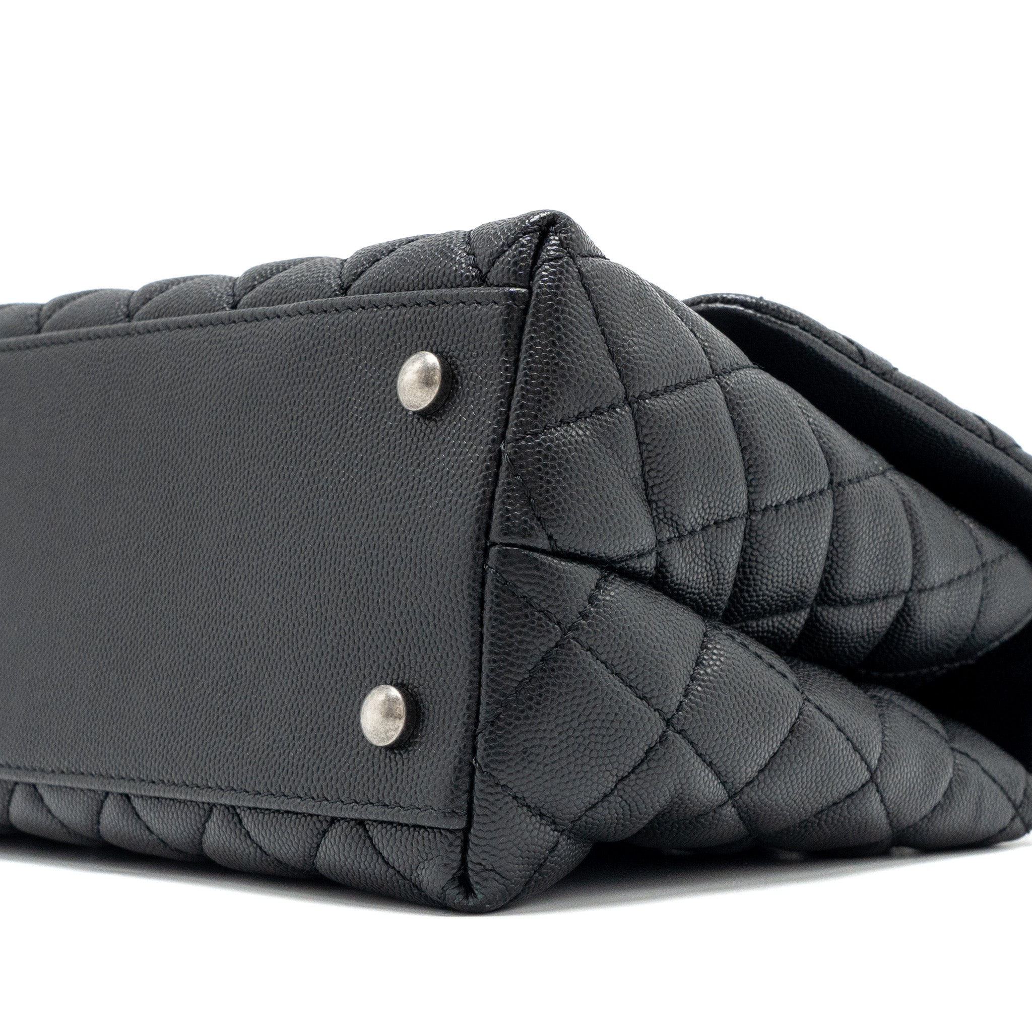 Chanel Medium Coco Handle Caviar / Lizard Handle Black Ruthenium Hardware - Image 8