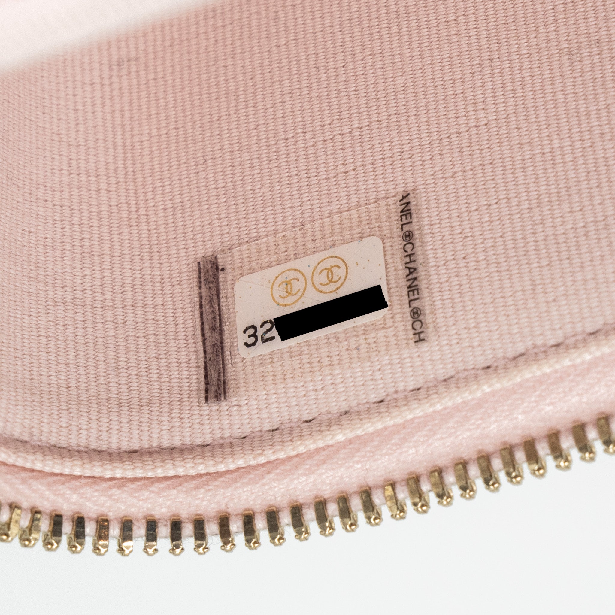 Chanel mini vanity with giant chain lambskin light pink LGHW - Image 15