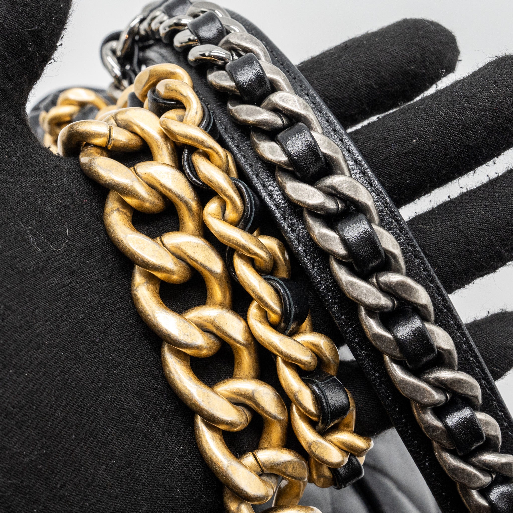 Chanel Medium 19 Bag Goatskin Black Multicolour hardware - Image 10
