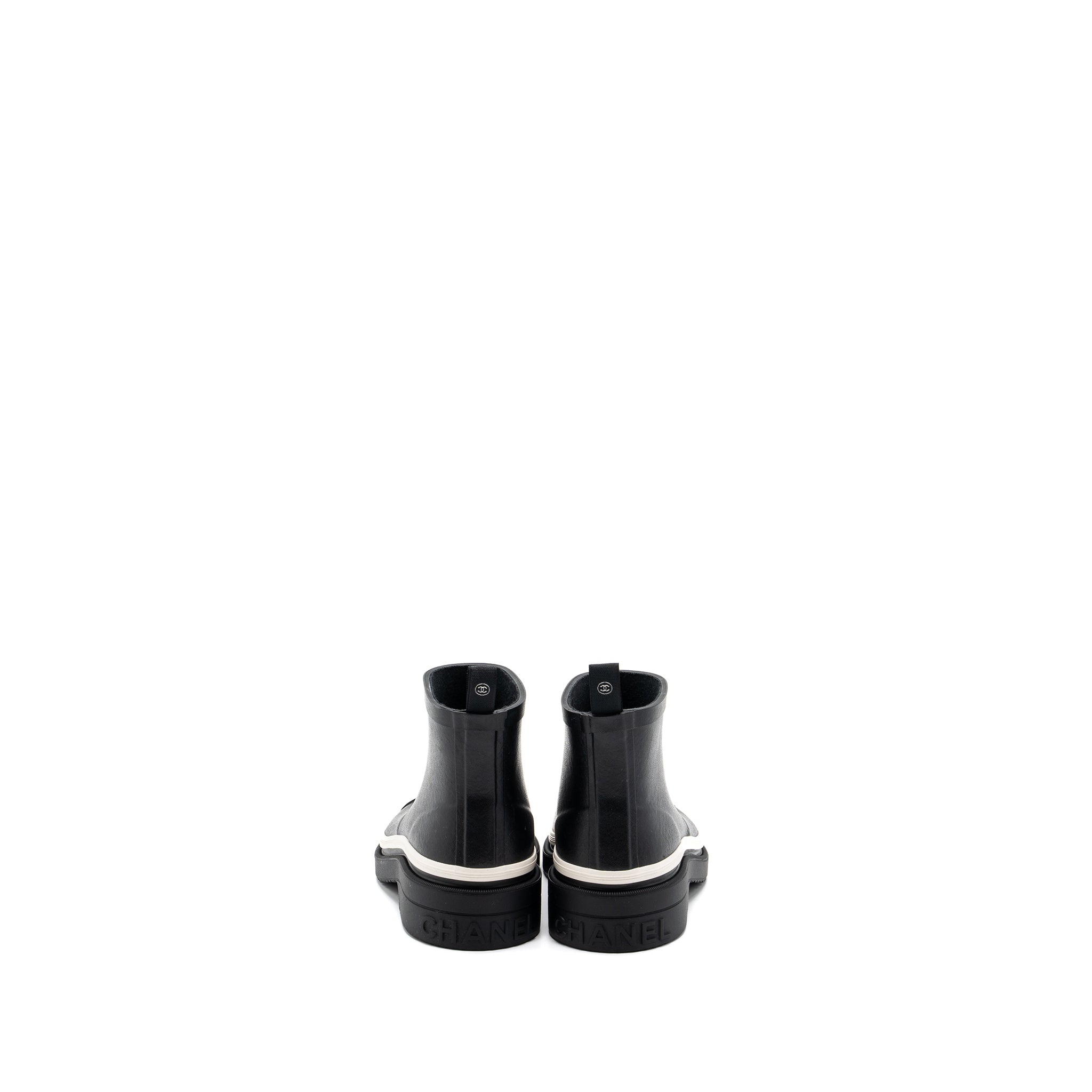 Chanel Size 38 Rubber Ankle Boots Black/ White - Image 3