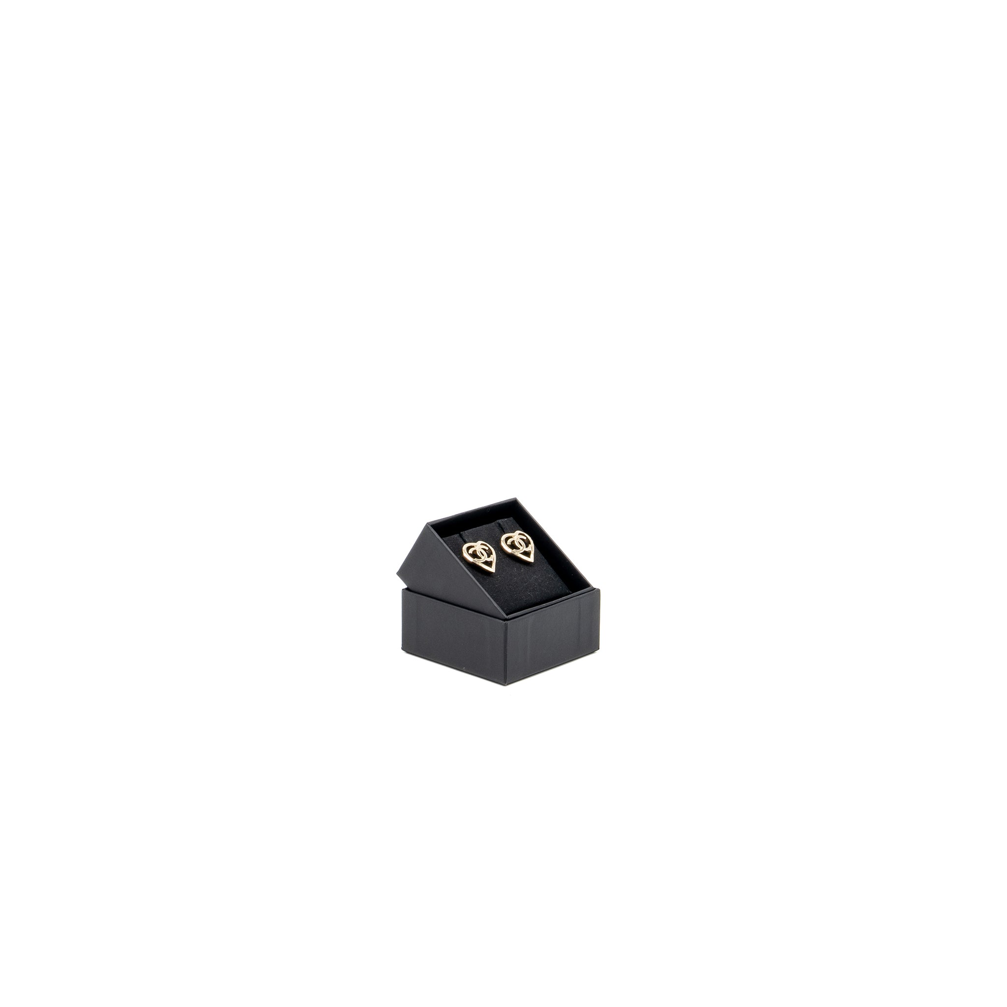 Chanel Heart and CC Logo Earrings Light Gold Tone - Image 2