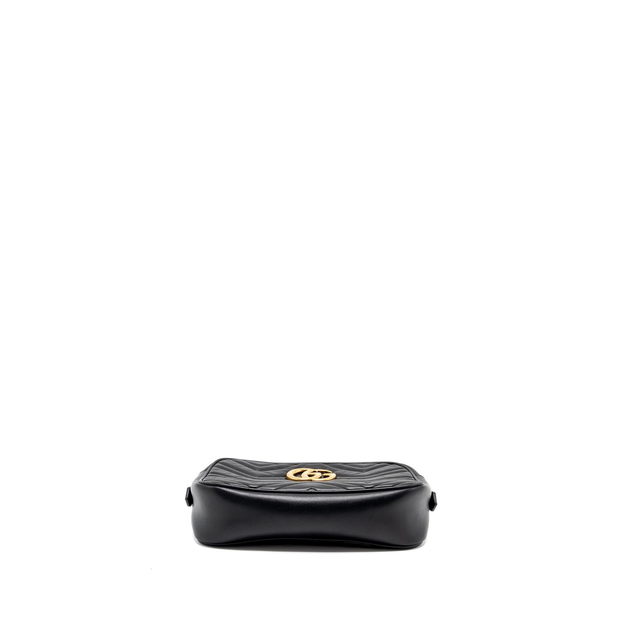 Gucci GG Marmont Mateless Shoulder bag calfskin black GHW - Image 5