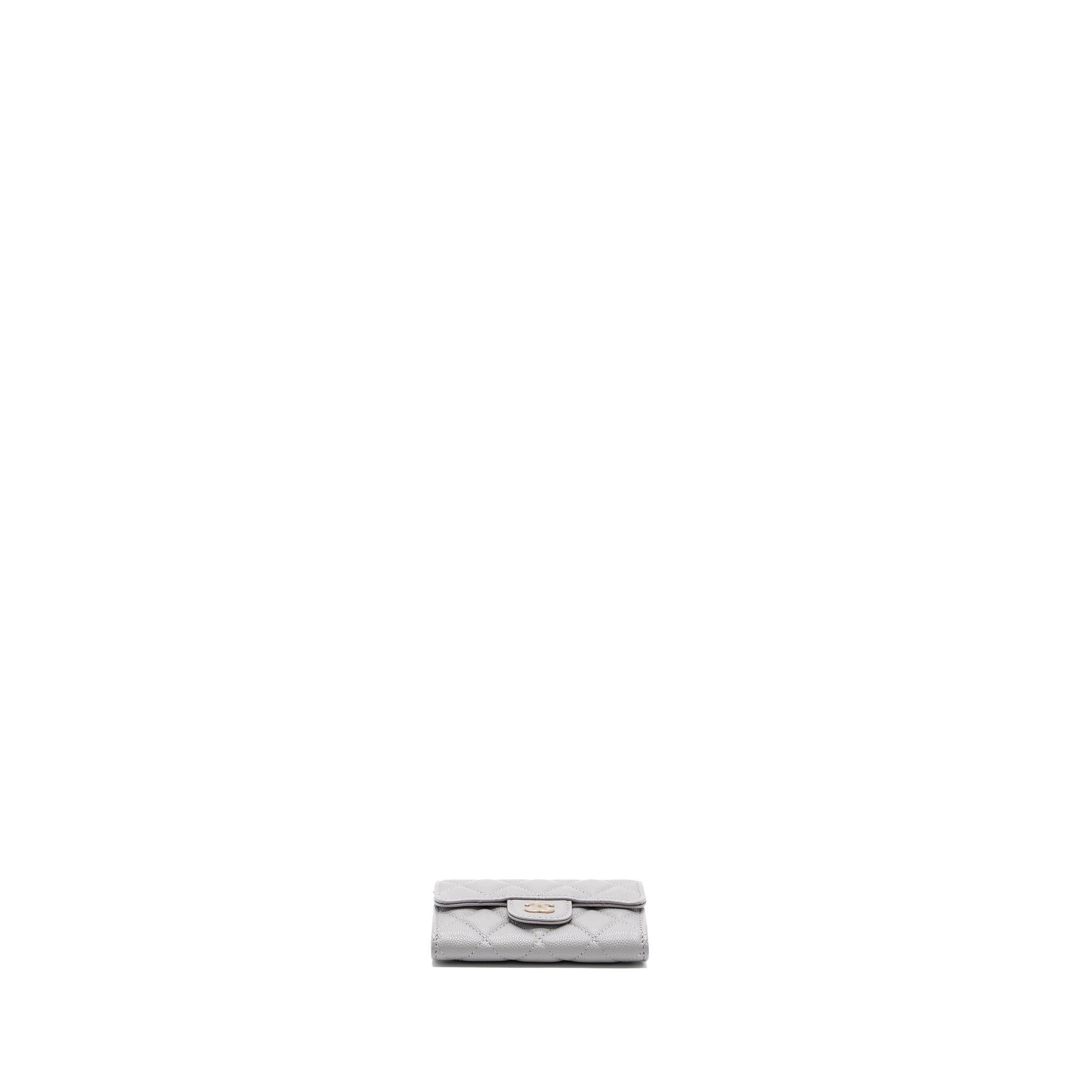 Chanel Classic Flap Card Holder Caviar Light Grey LGHW - Image 6
