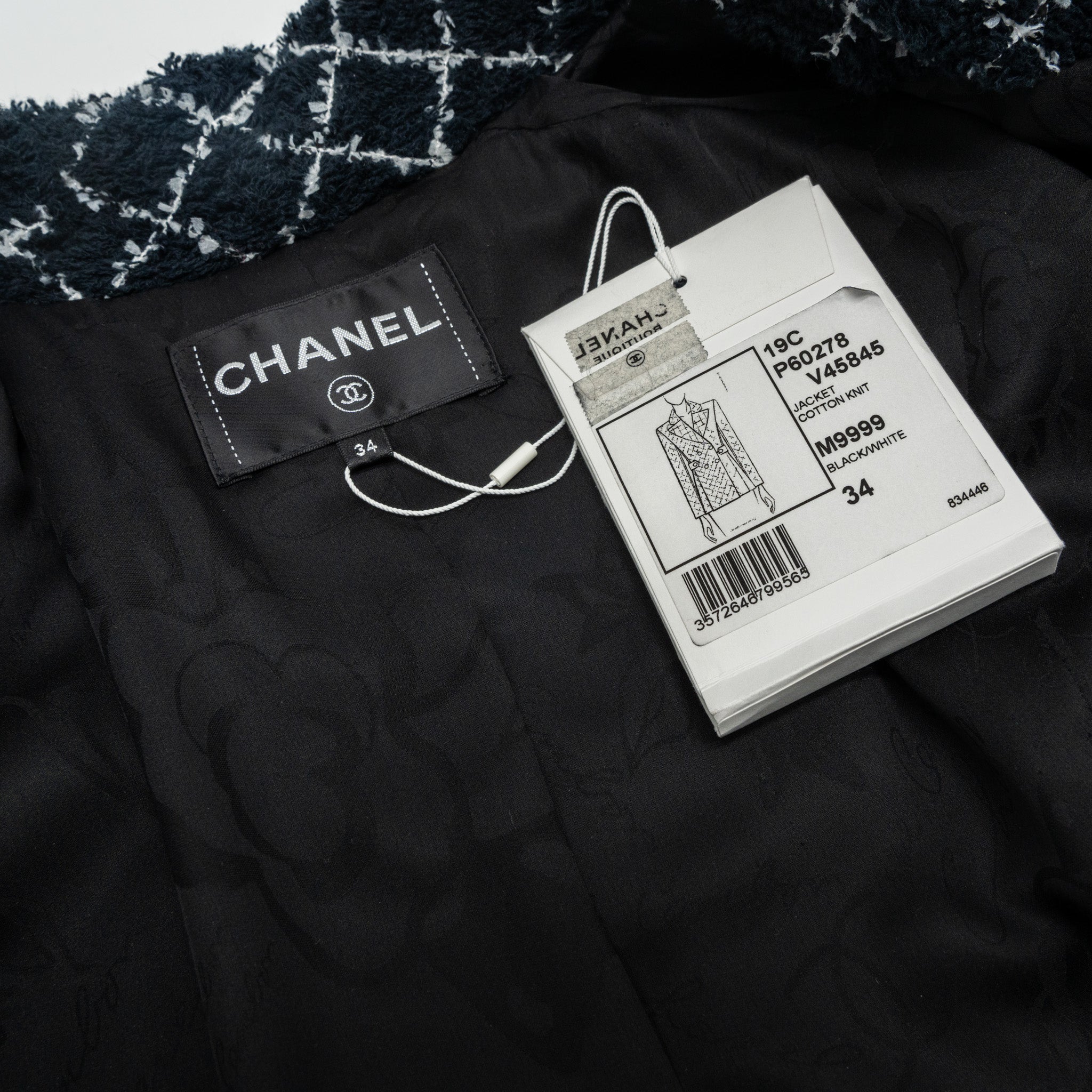 Chanel 19C Size 34 Jacket Cotton Knit Black/White - Image 6