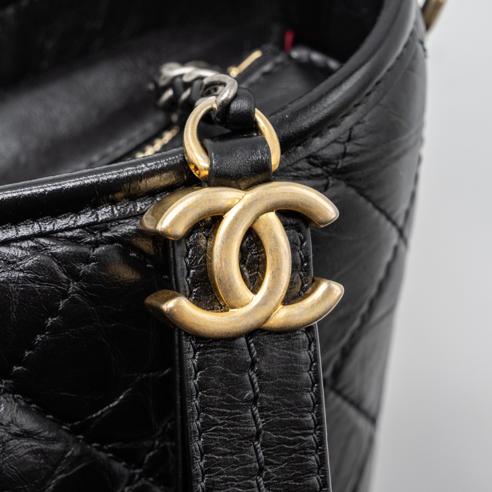 CHANEL GABRIELLE HOBO BAG CALFSKIN BLACK MULTICOLOUR HARDWARE - Image 8