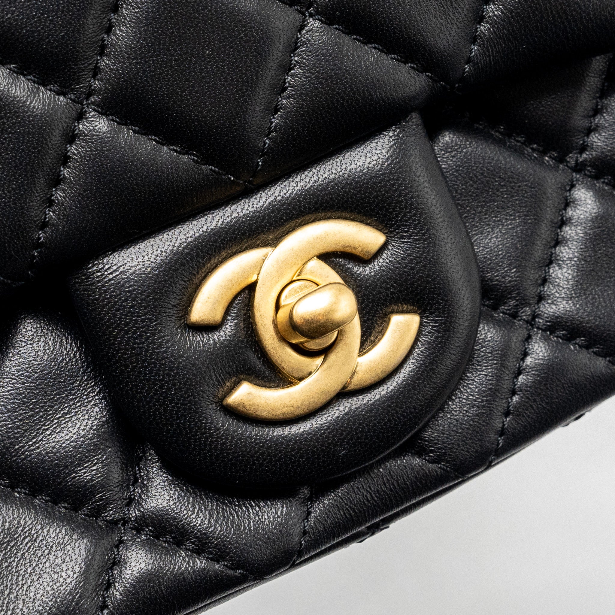 Chanel Pearl Crush Mini Square Lambskin Black GHW (Microchip) - Image 8