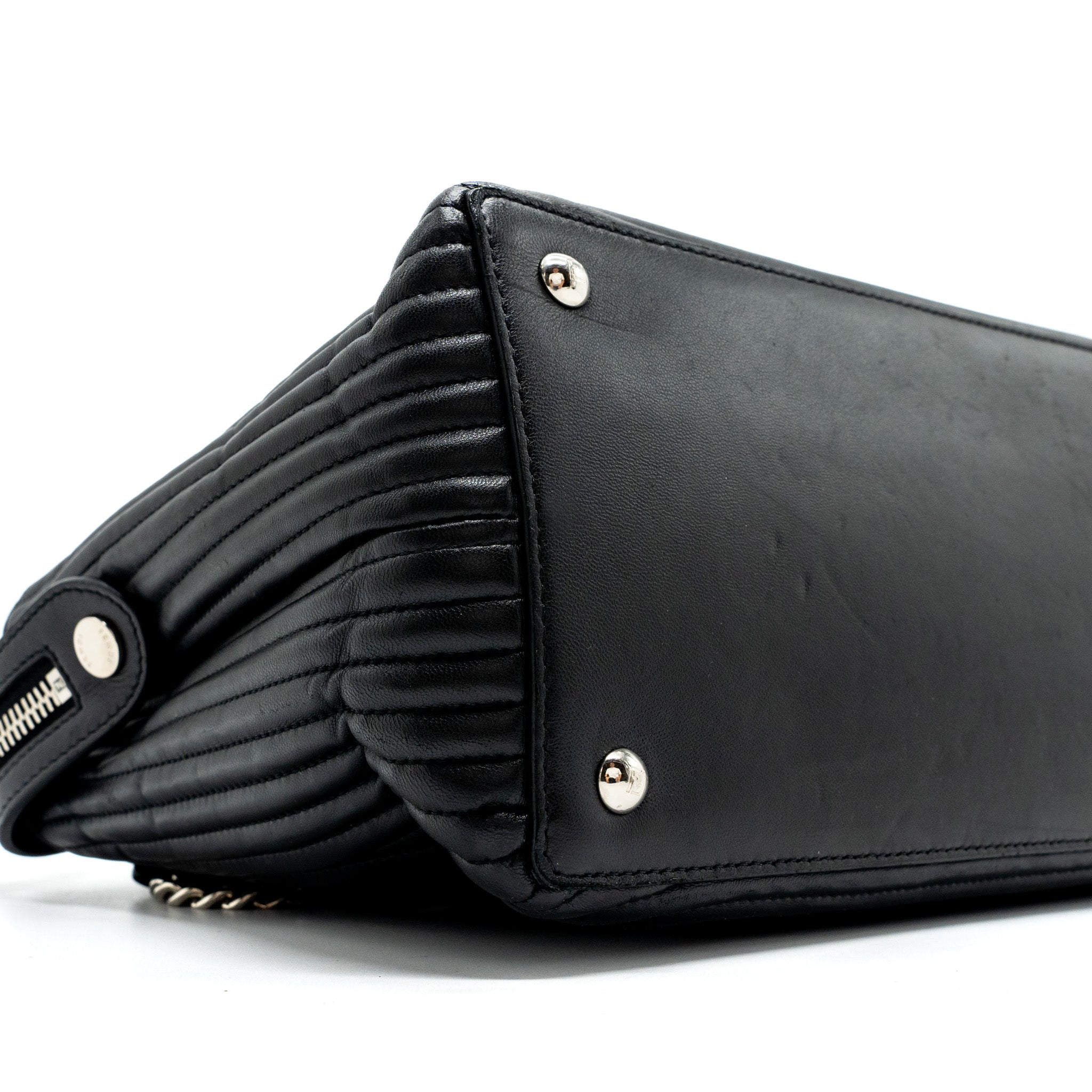 Fendi doctom chain shoulder bag leather black SHW - Image 6