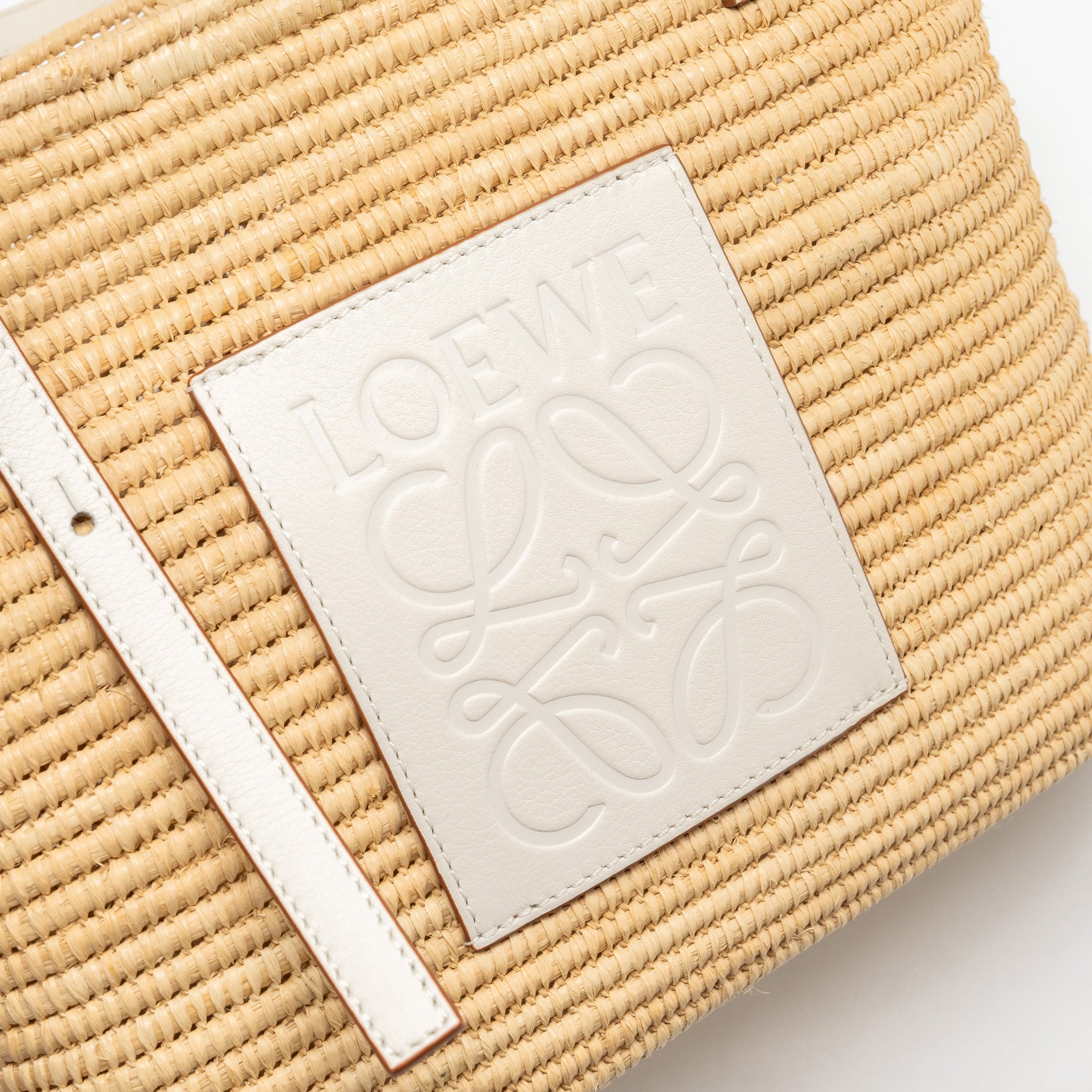 Loewe small square basket bag raffia/ calfskin white SHW - Image 8