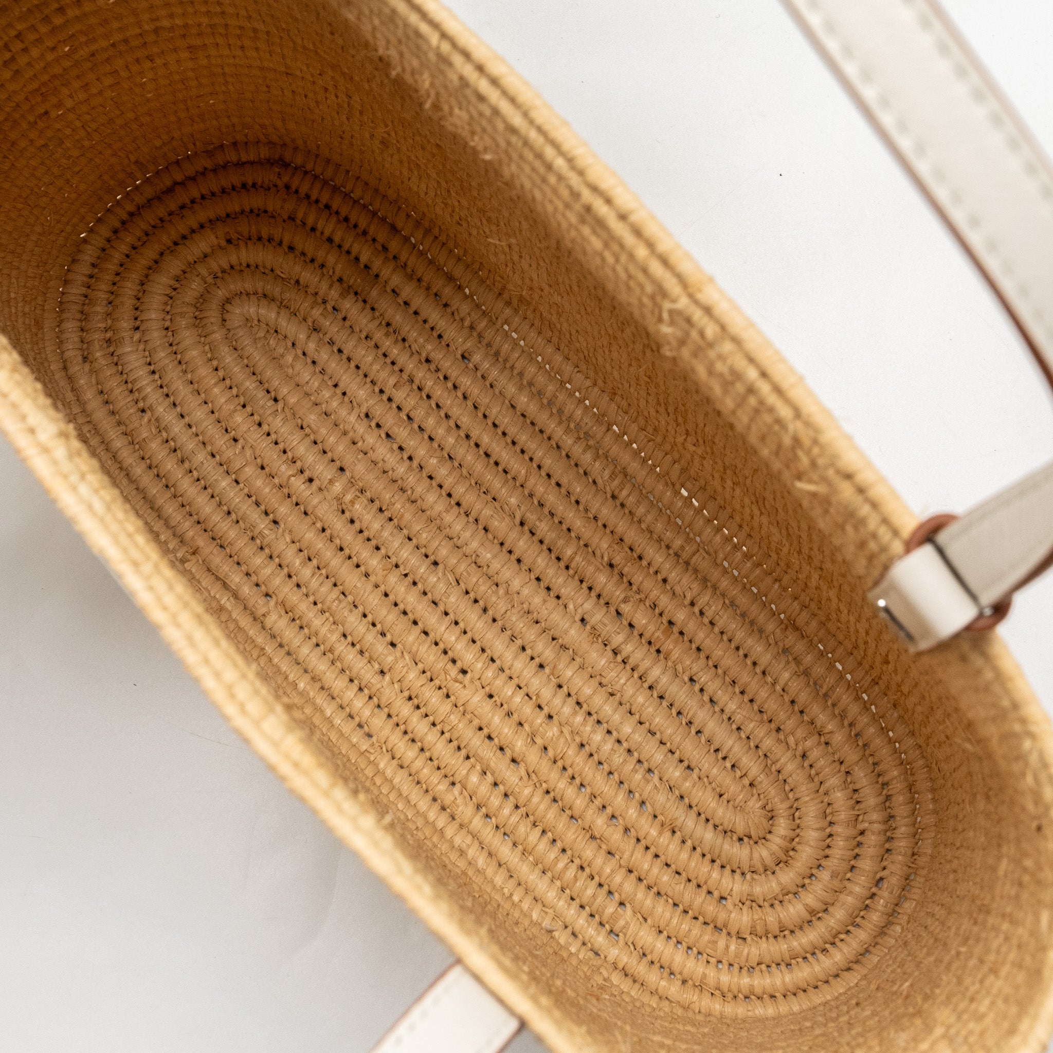 Loewe small square basket bag raffia/ calfskin white SHW - Image 10