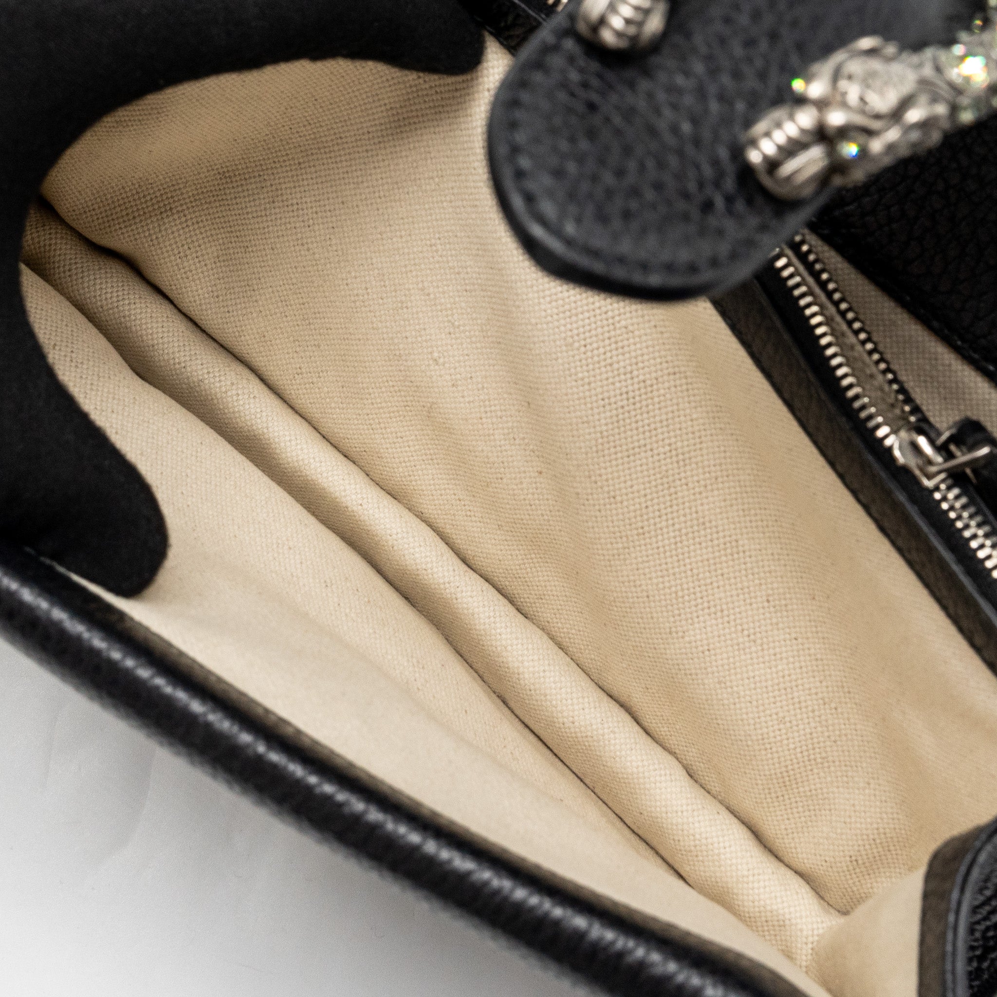 Gucci Dionysus Shoulder Bag Calfskin Black Ruthenium Hardware - Image 11