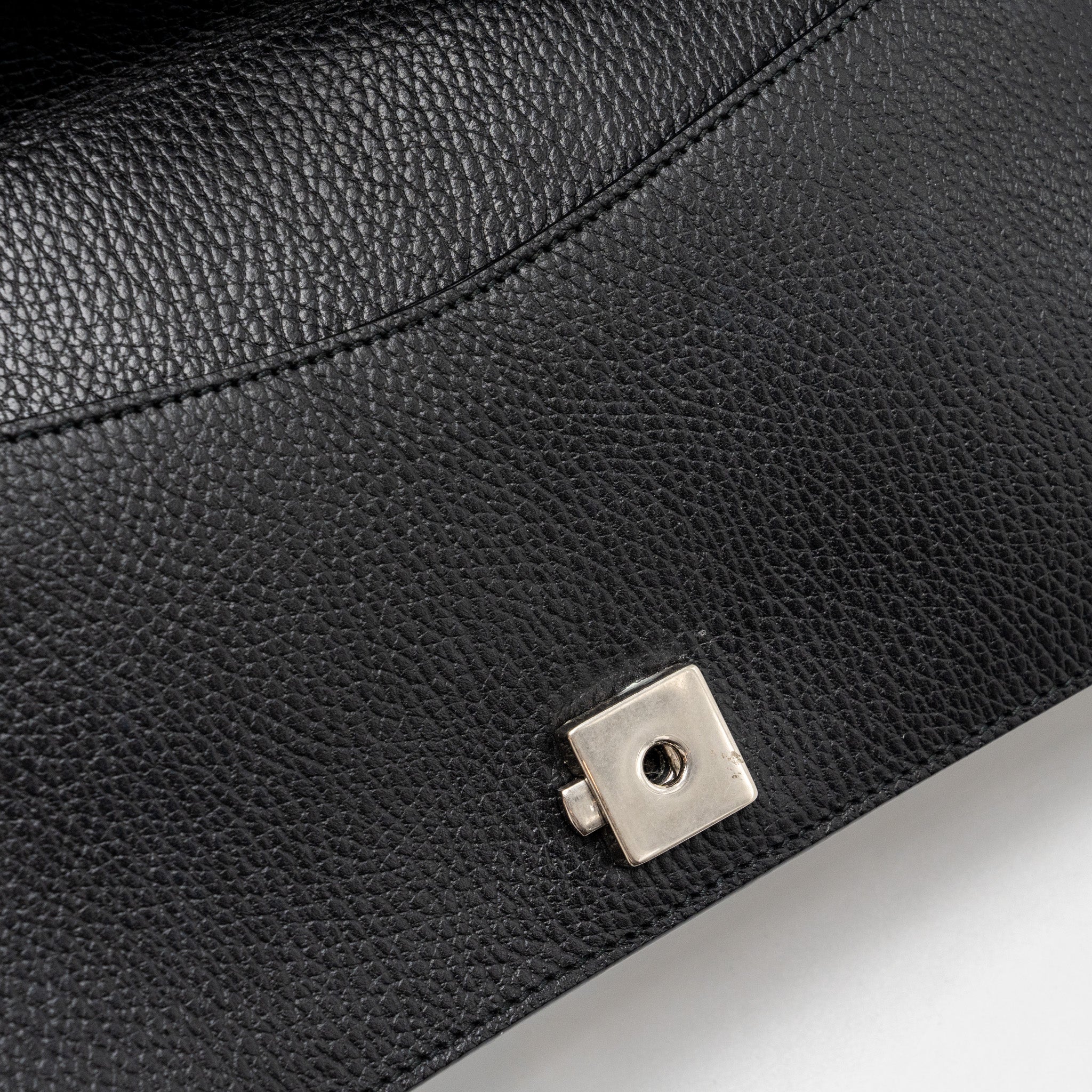 Gucci Dionysus Shoulder Bag Calfskin Black Ruthenium Hardware - Image 13