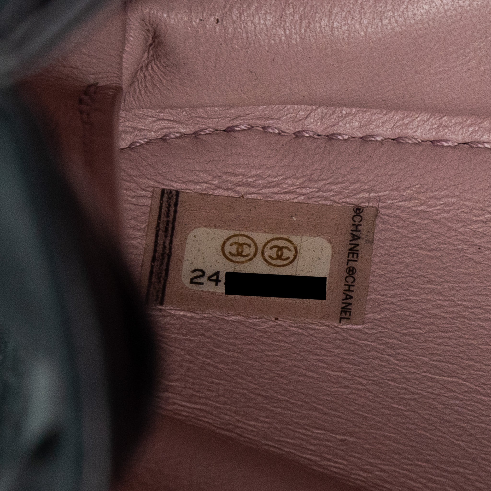 Chanel Flap Bag with chains handle calfskin black GHW - Image 17