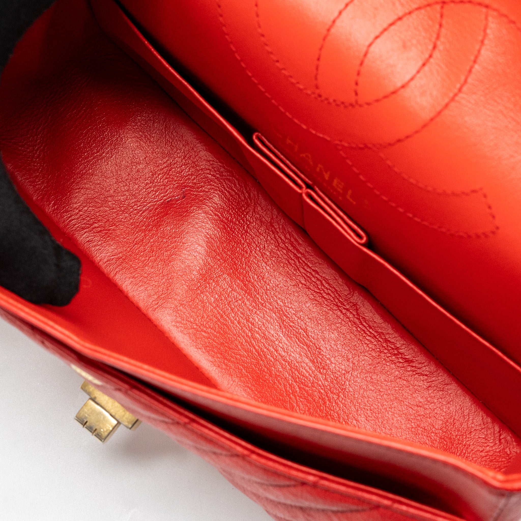 Chanel Small 2.55 Reissue Flap Bag Chevron Calfskin Red GHW - Image 16