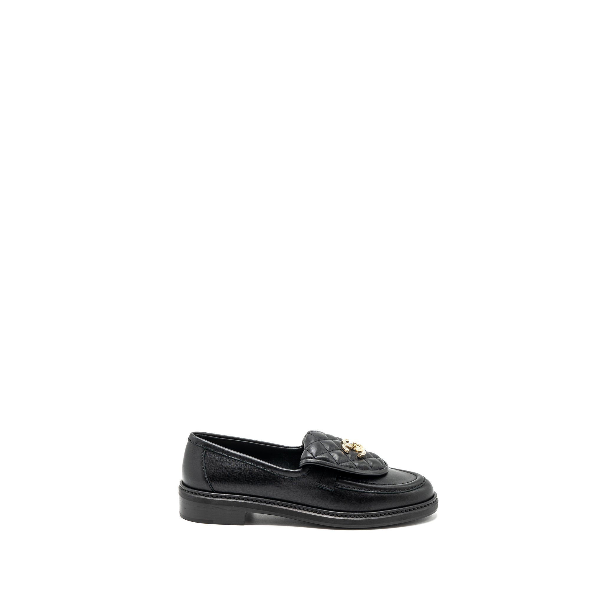 Chanel size 38 Quilted CC logo loafer black LGHW - Image 5