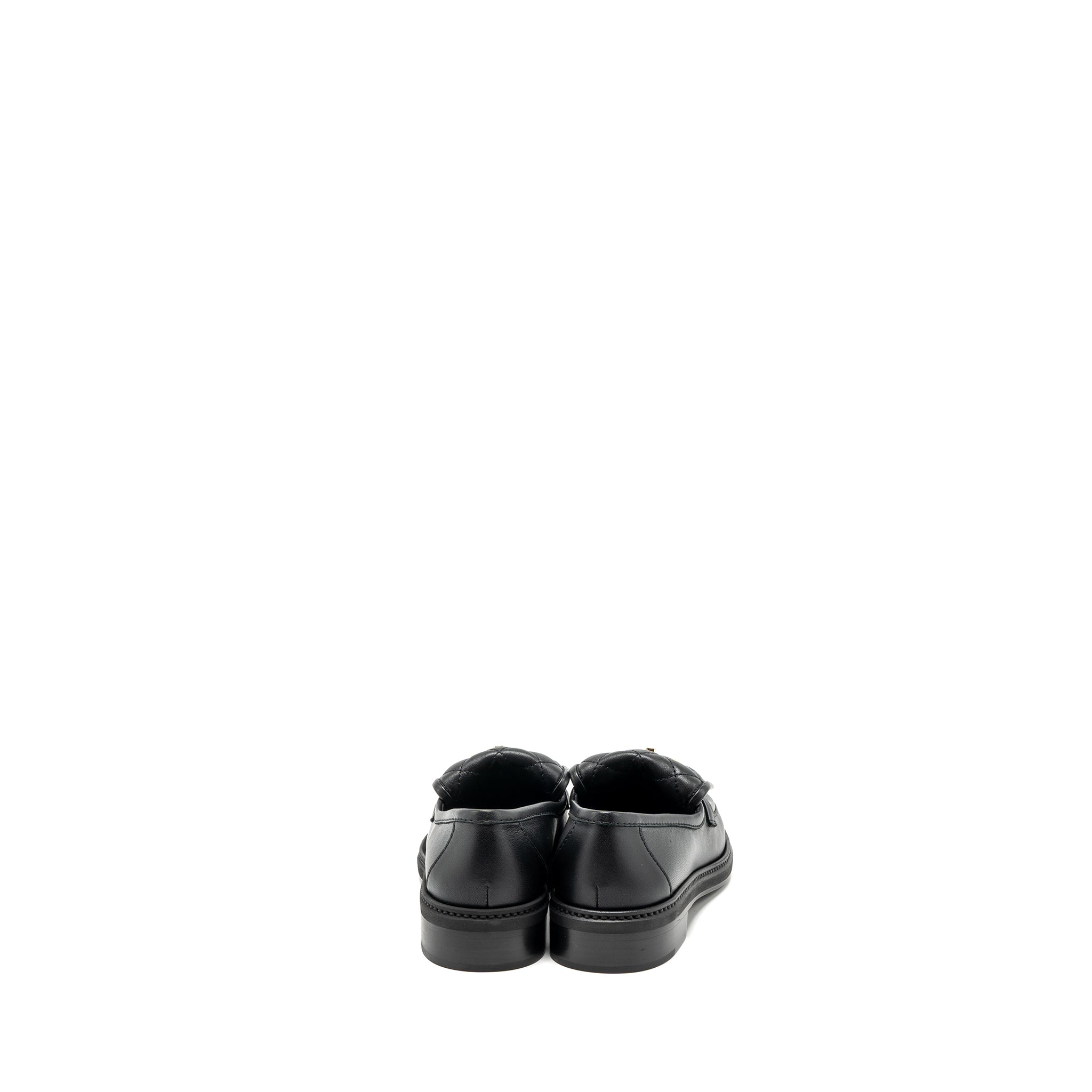 Chanel size 38 Quilted CC logo loafer black LGHW - Image 3