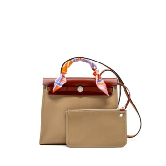 Hermes herbag 31 zip bag canvas / hunter leather trench/ Cuvier SHW stamp D