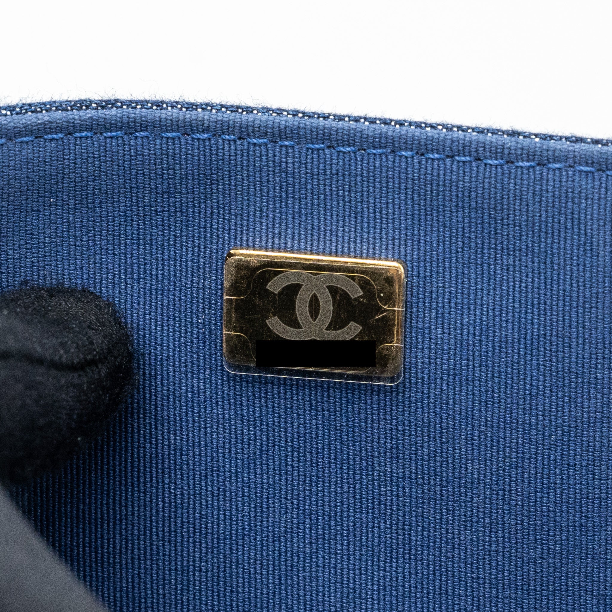 Chanel 23S flap backpack denim blue with GHW (microchip) - Image 18