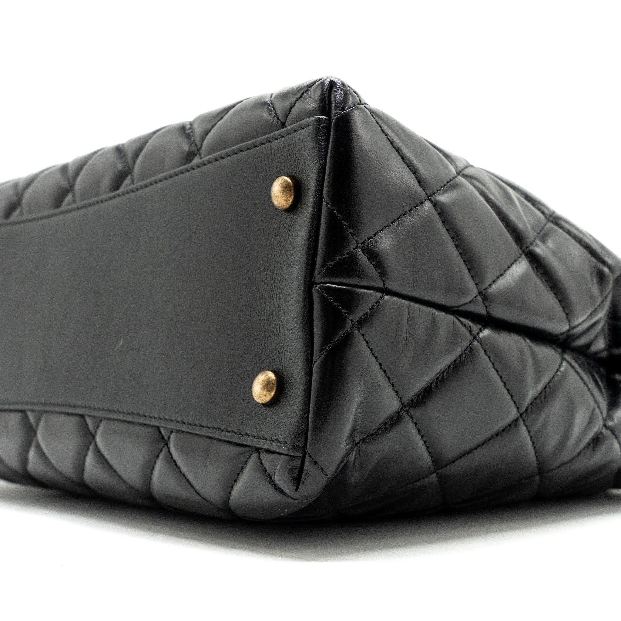 Chanel Large Tote Bag Calfskin Black Brushed GHW - Image 7
