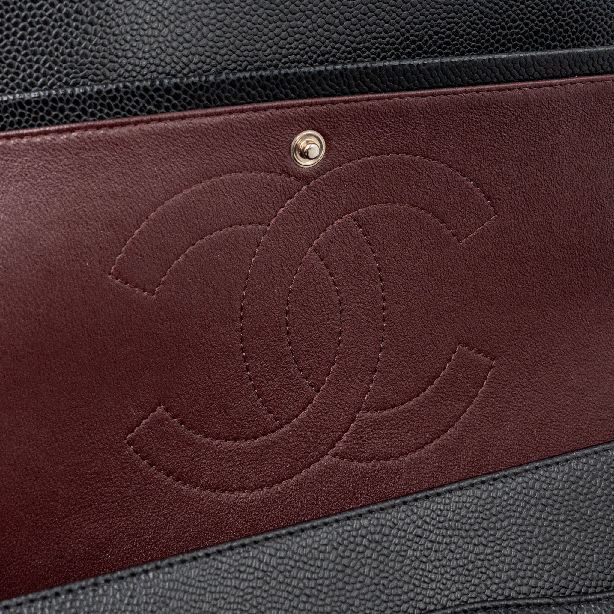 CHANEL JUMBO CLASSIC DOUBLE FLAP Caviar BLACK SHW - Image 12