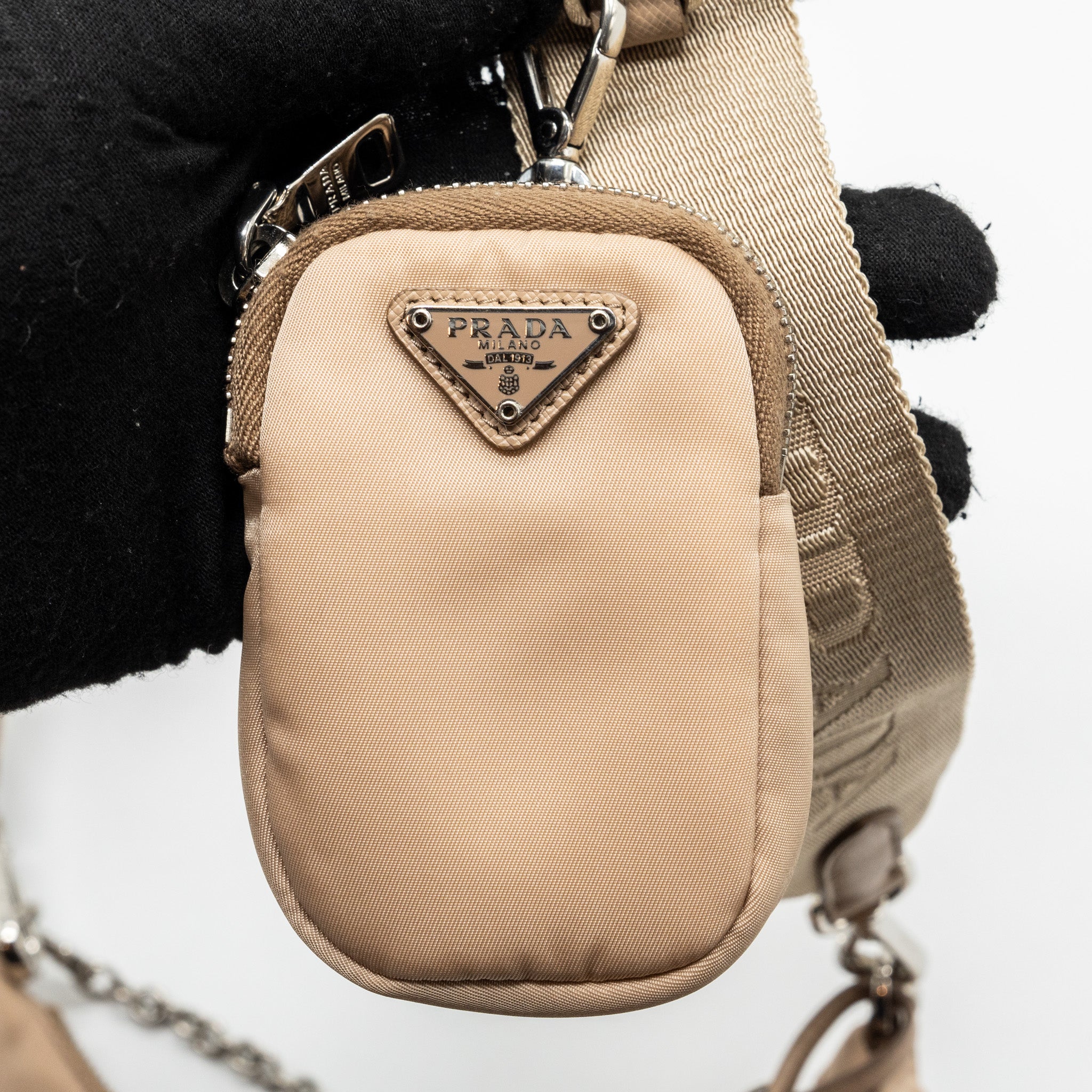 Prada Re-edition 2005 Shoulder Bag Re-Nylon Beige SHW - Image 10