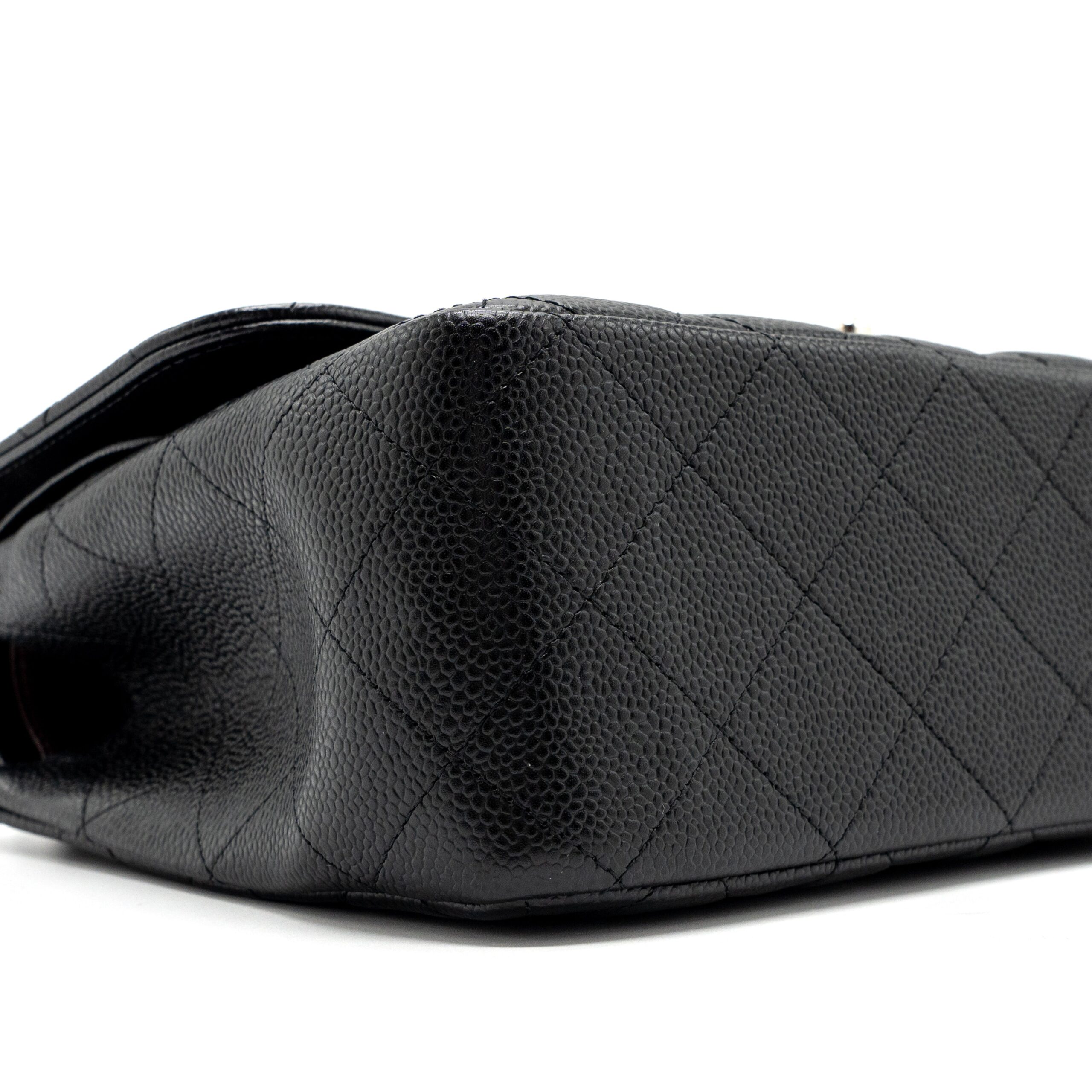 CHANEL JUMBO CLASSIC DOUBLE FLAP Caviar BLACK SHW - Image 7