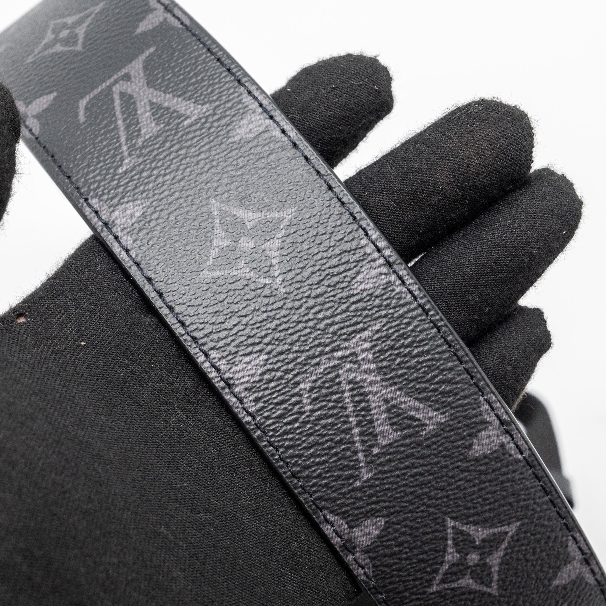 Louis Vuitton Messenger Bag Monogram Eclipse SHW - Image 13