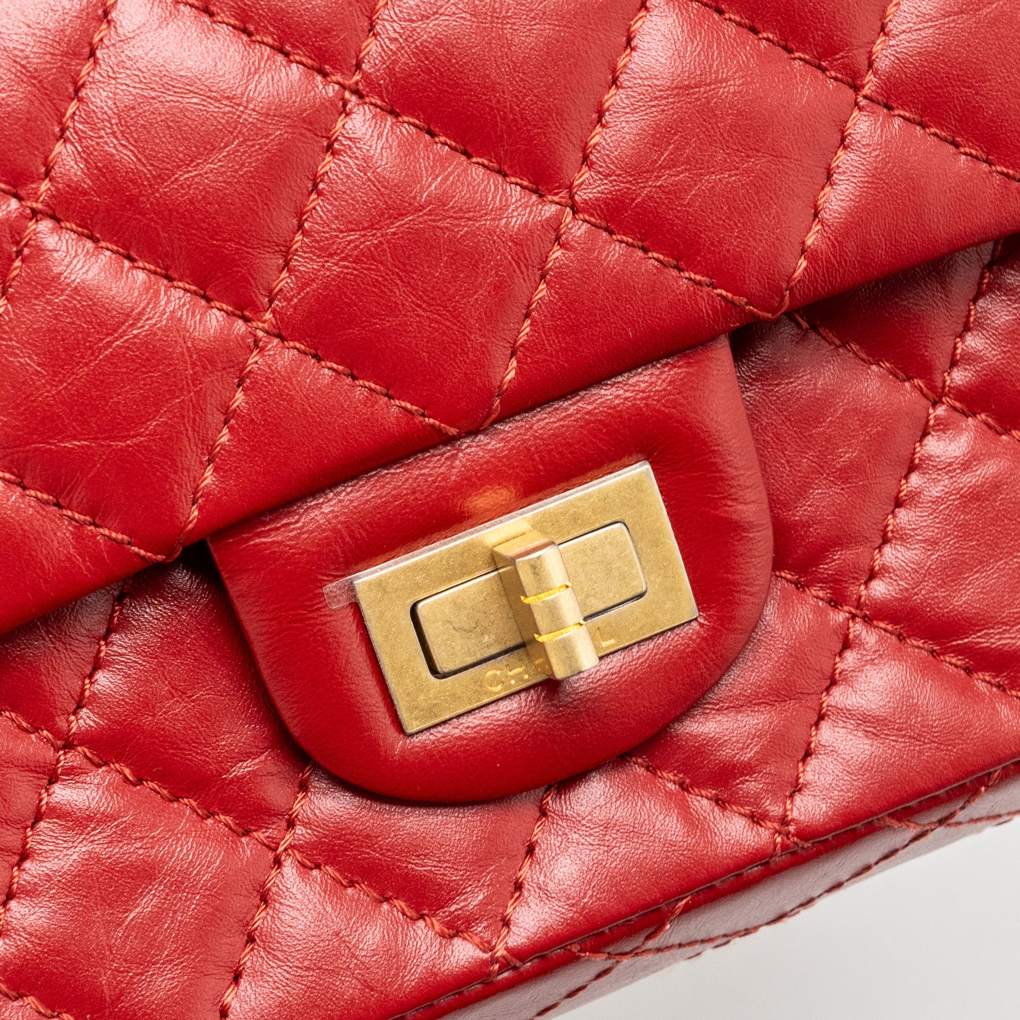 Chanel mini 2.55 Reissue flap bag aged calfskin red GHW - Image 9