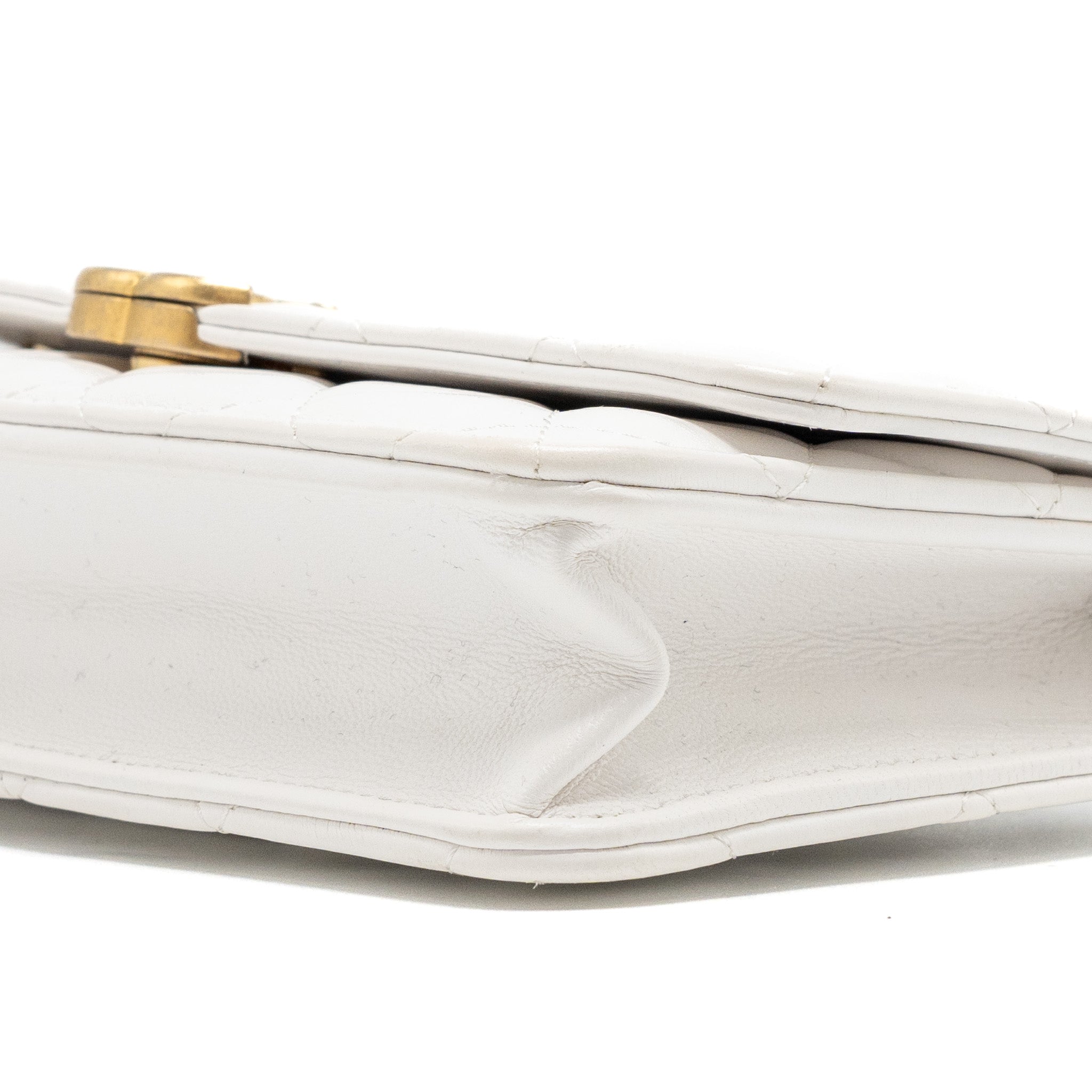 Chanel giant chain classic wallet on chain lambskin white multicolour hardware (Microchip) - Image 8