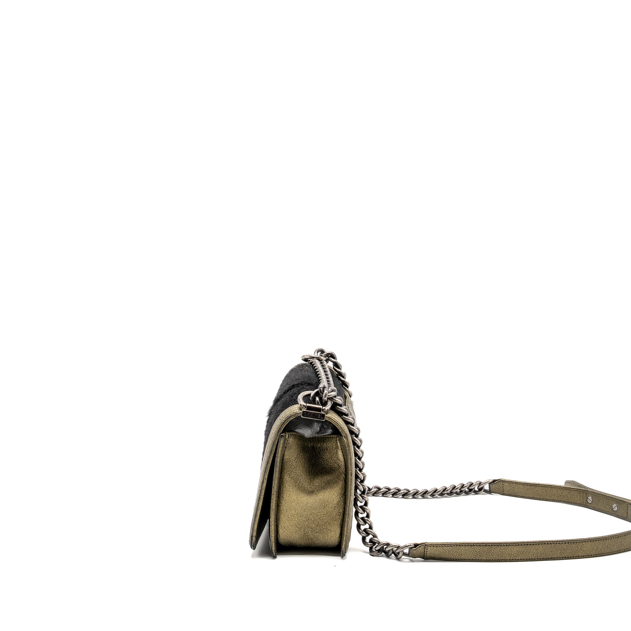 Chanel medium boy bag horsehair / calfskin black / gold ruthenium hardware - Image 4