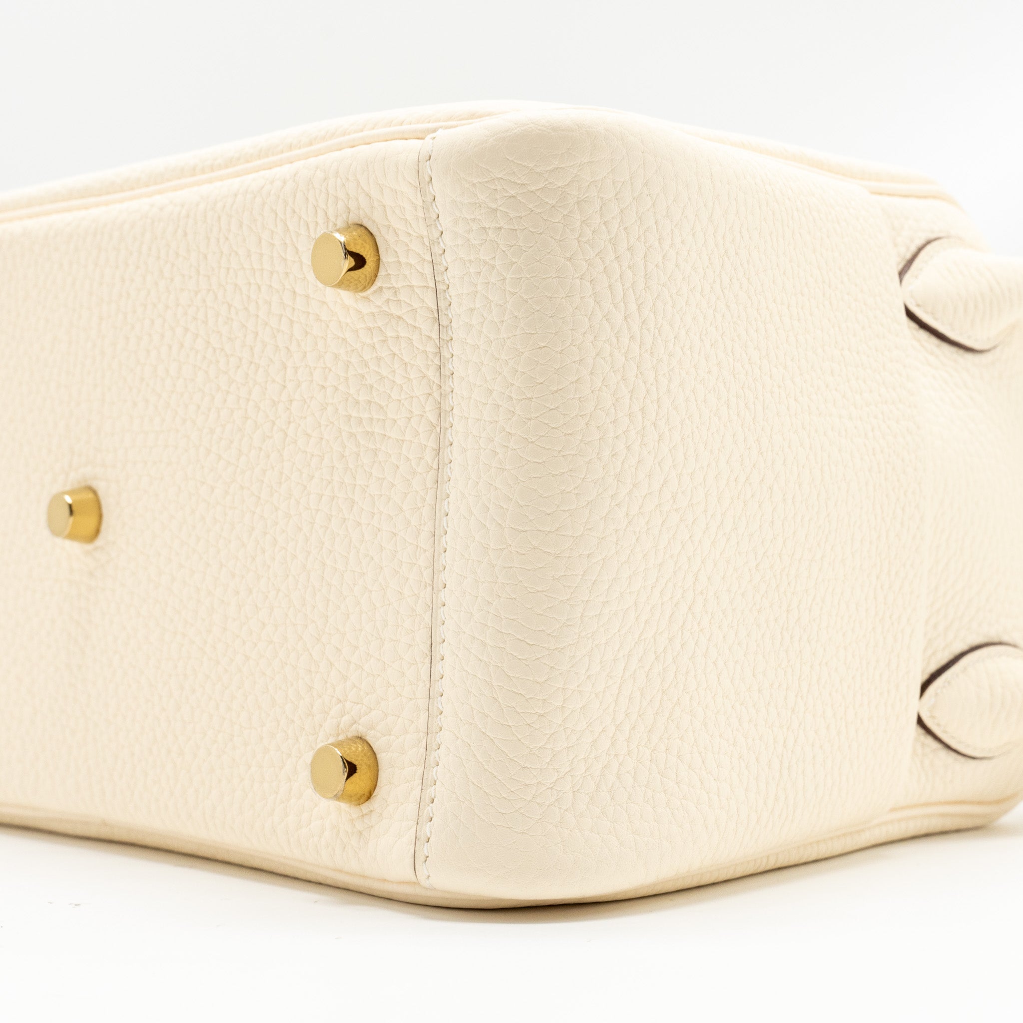 HERMES Lindy 26 Clemence Nata GHW Stamp W - Image 8