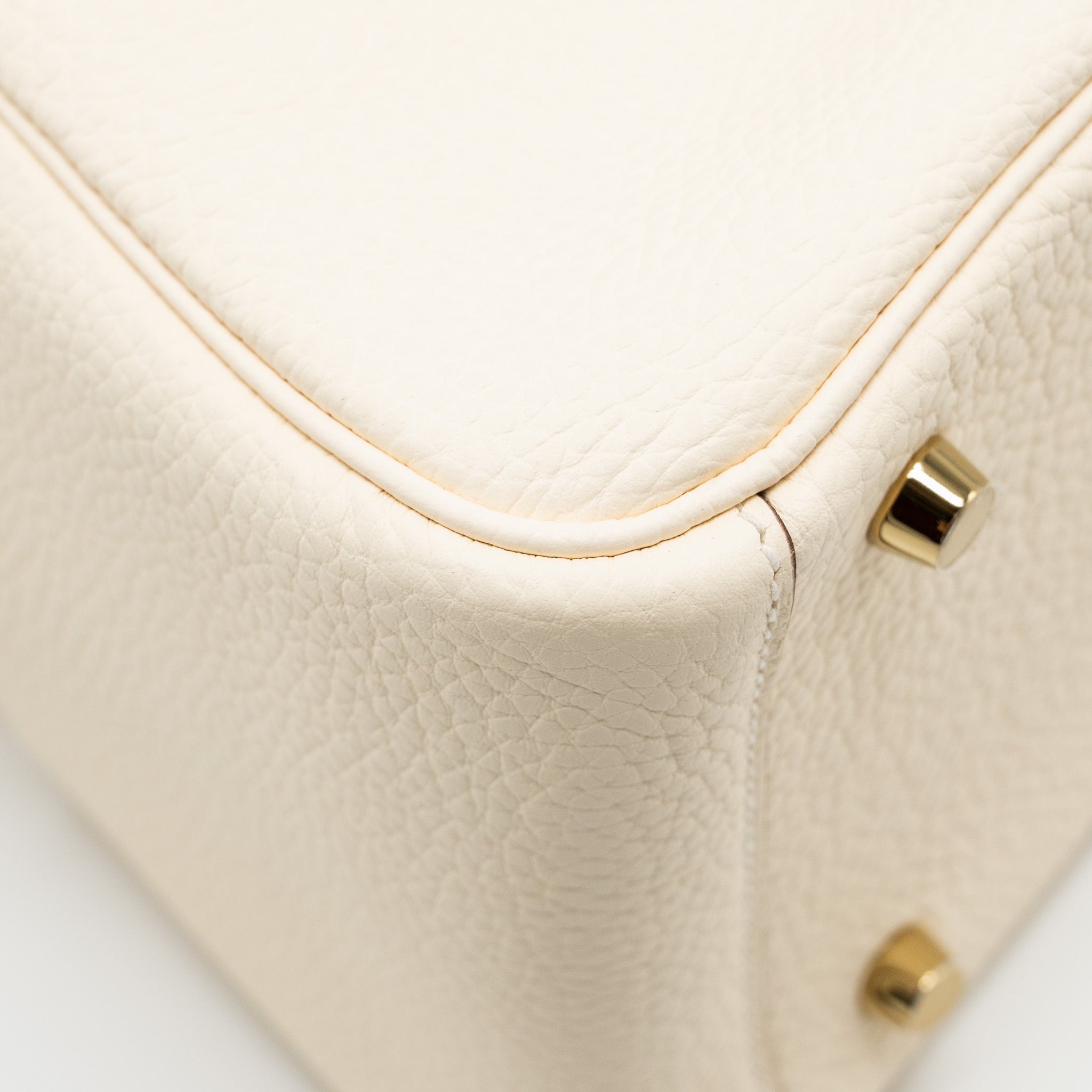 HERMES Lindy 26 Clemence Nata GHW Stamp W - Image 10