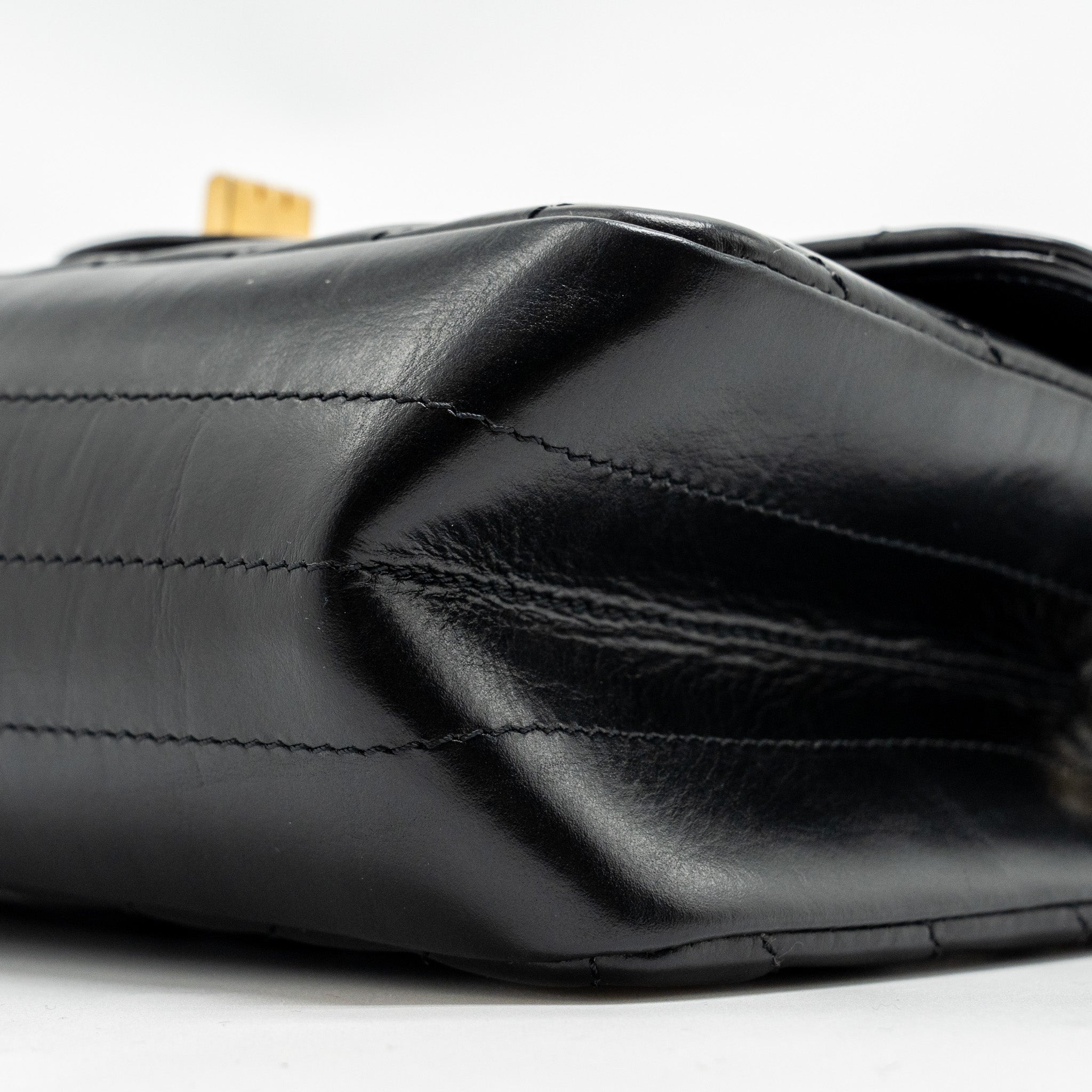 Chanel Mini 2.55 Reissue Chevron Calfskin Black GHW (Microchip) - Image 7