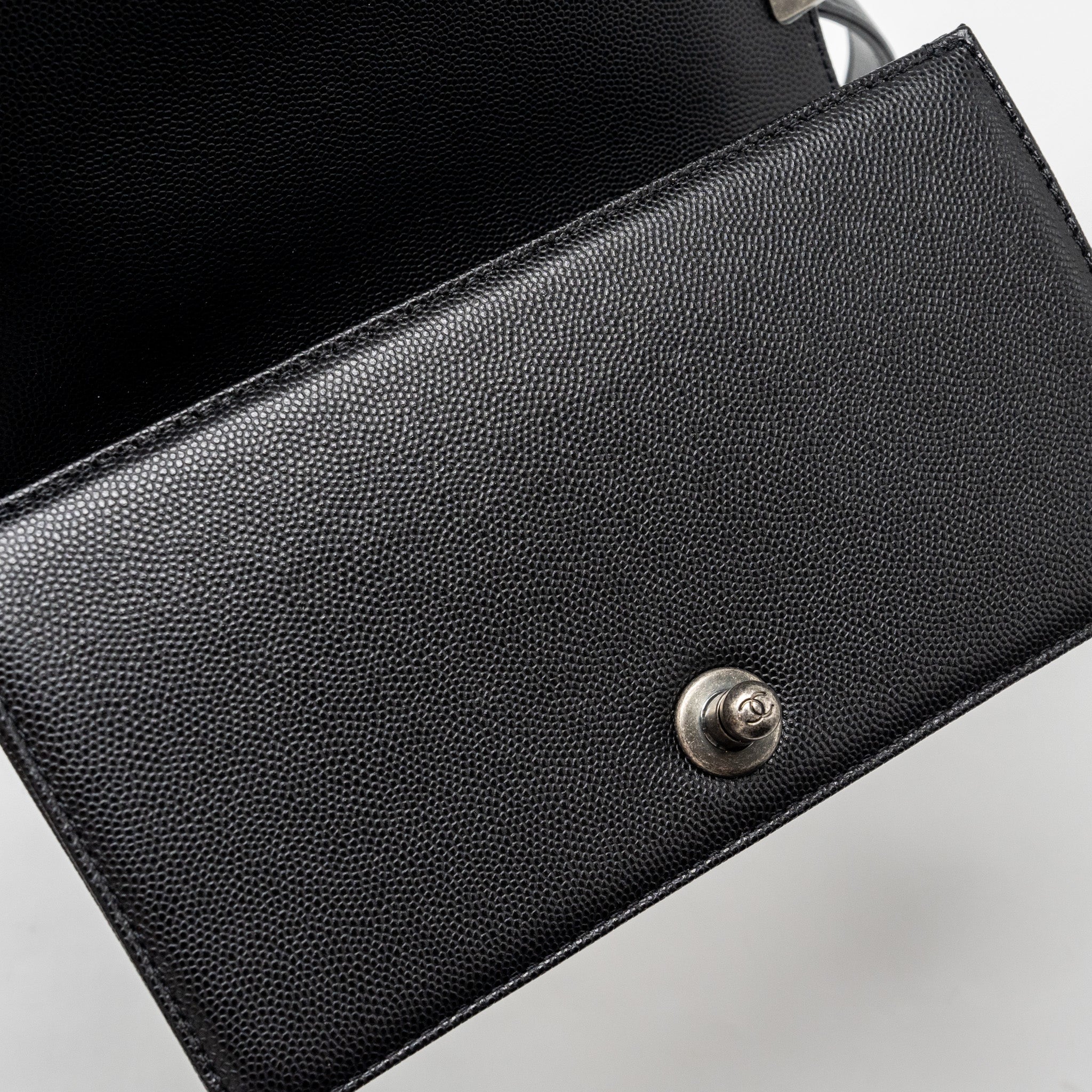 Chanel Small Boy Bag Caviar black Ruthenium Hardware (microchip) - Image 12