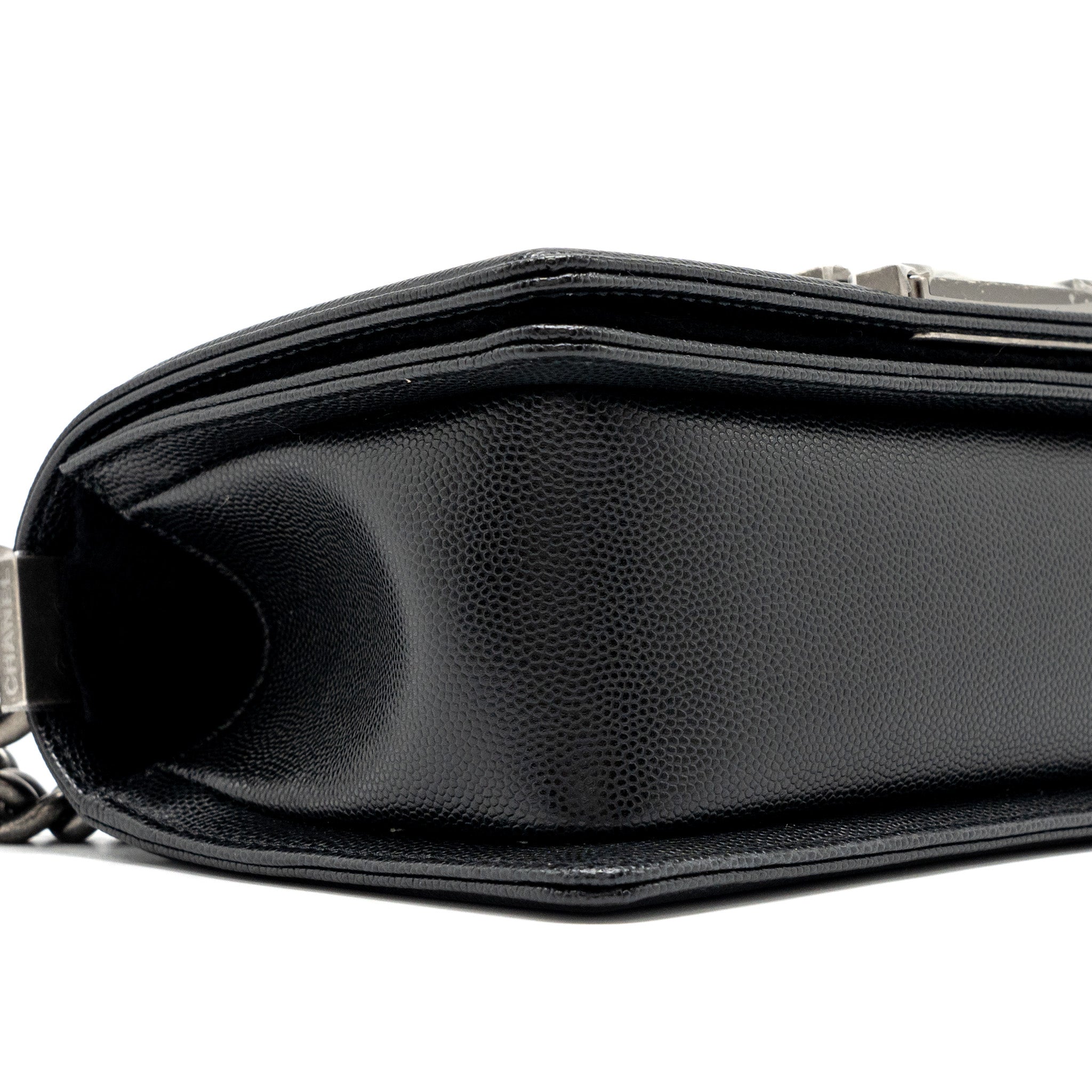 Chanel Small Boy Bag Caviar black Ruthenium Hardware (microchip) - Image 6