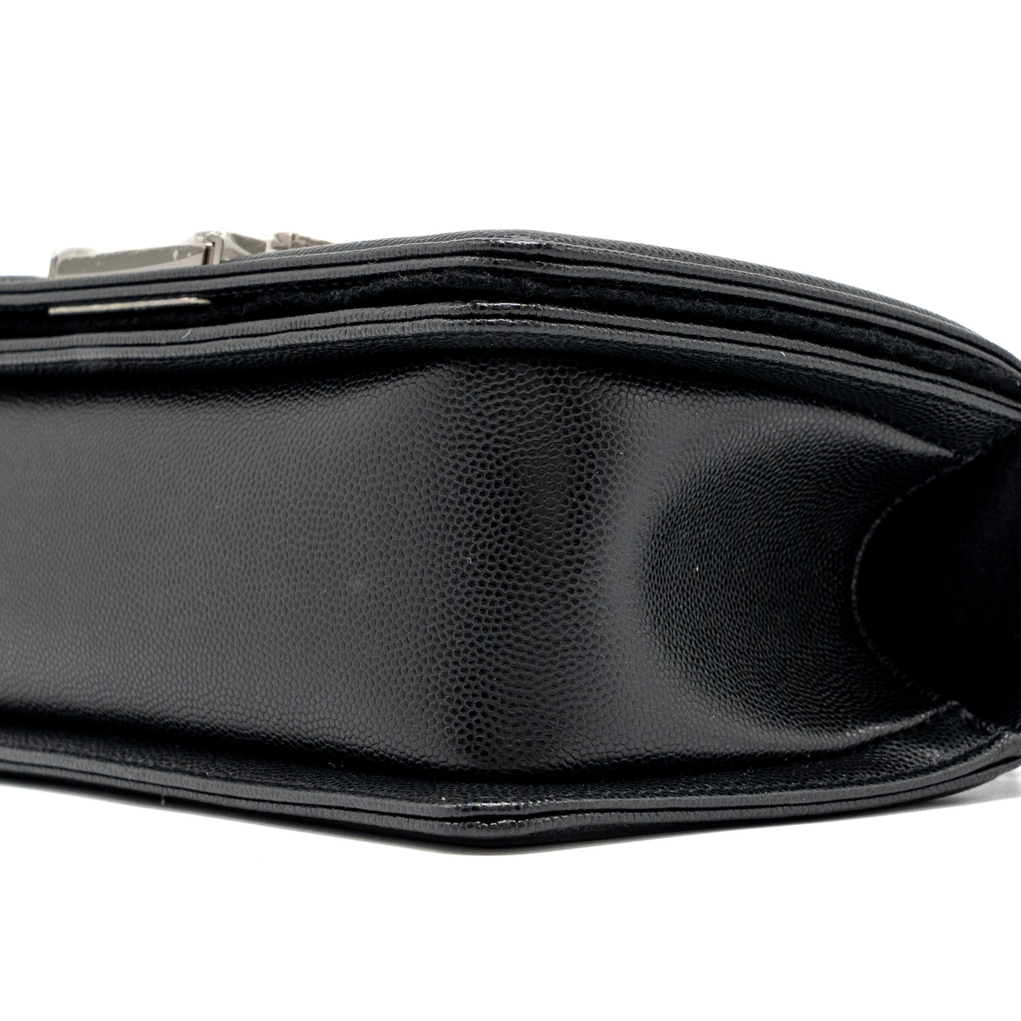 Chanel Small Boy Bag Caviar black Ruthenium Hardware (microchip) - Image 7
