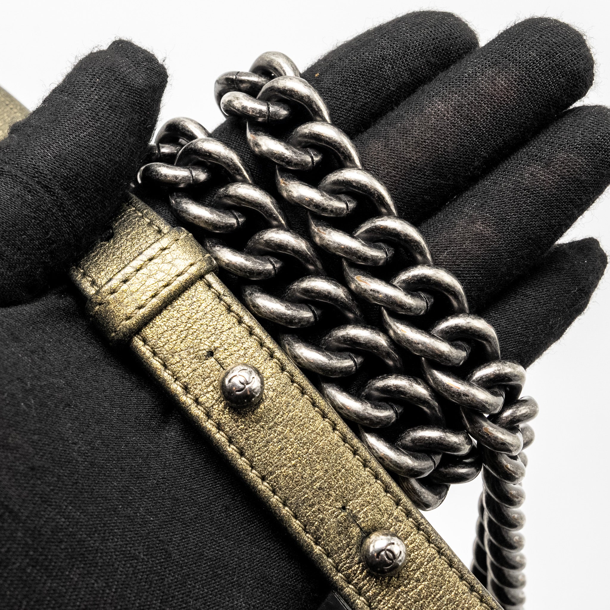 Chanel medium boy bag horsehair / calfskin black / gold ruthenium hardware - Image 14