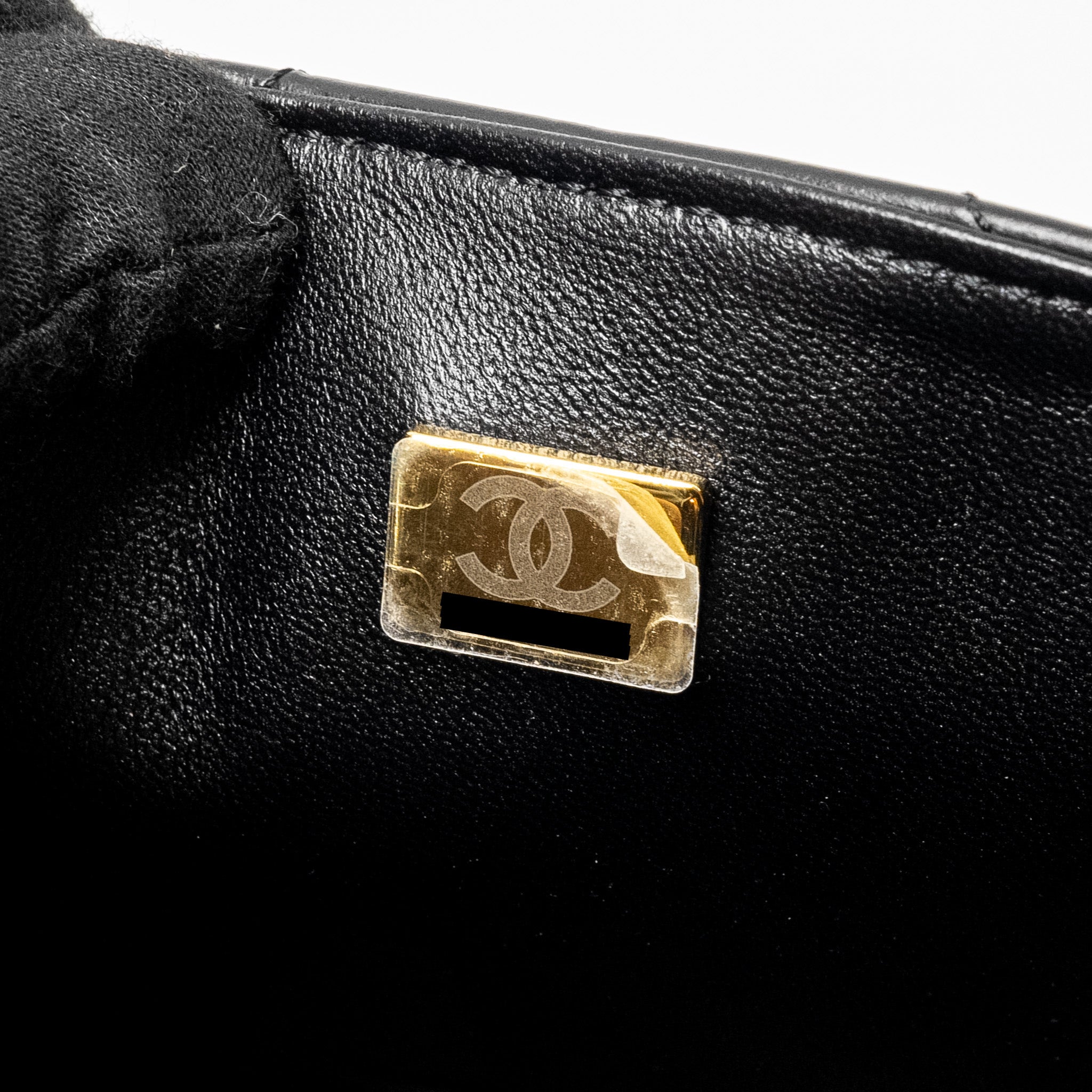Chanel Mini 2.55 Reissue Chevron Calfskin Black GHW (Microchip) - Image 17