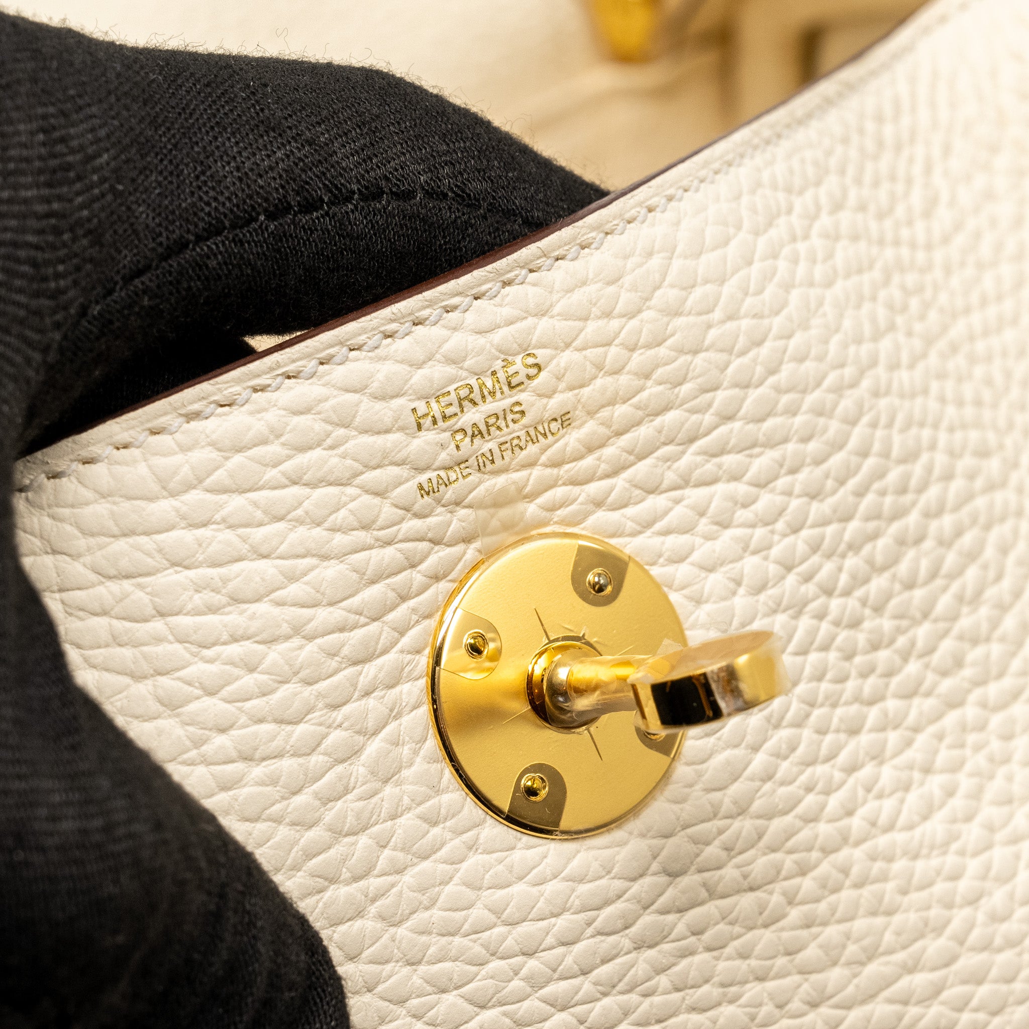 HERMES Lindy 26 Clemence Nata GHW Stamp W - Image 16